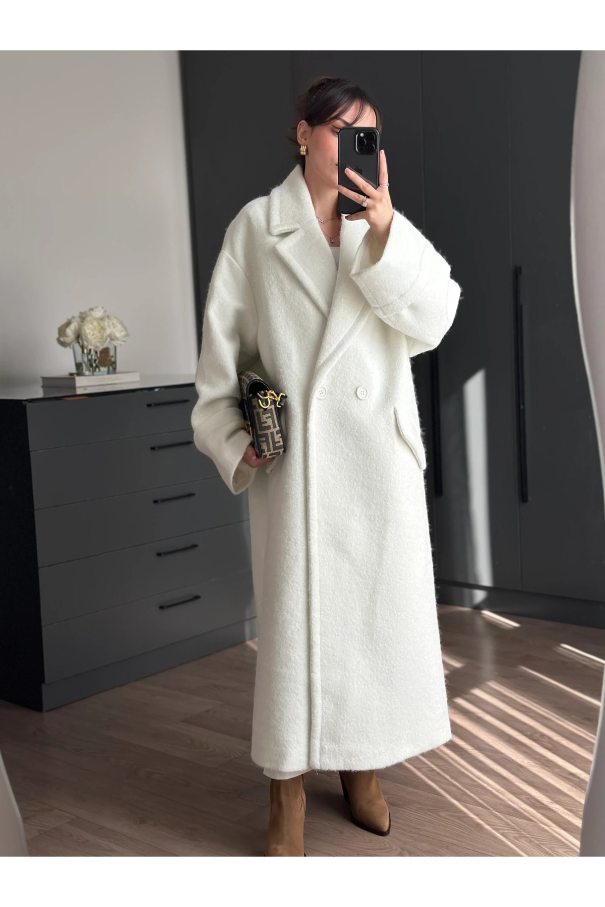 White Long Bristol Coat - 512151