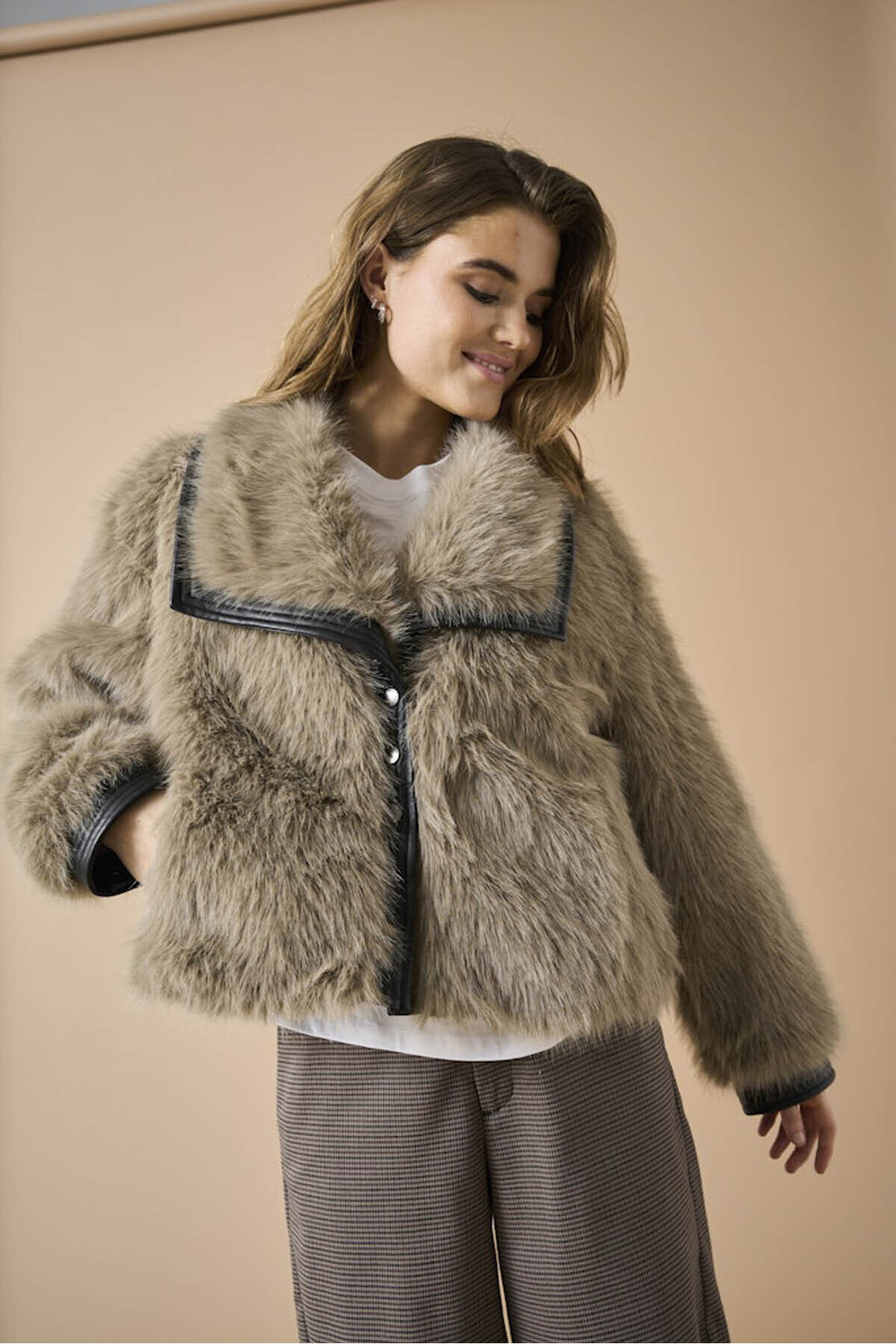 ONLY Onlpisa Fur Bej Kadın Mont 15330273 görsel 3