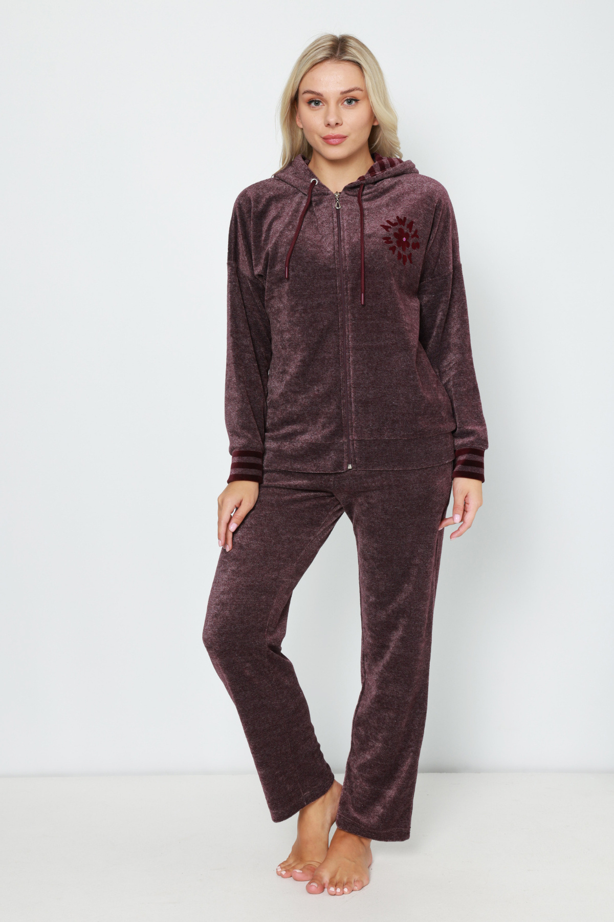 İntensive Kapüşonlu Bordo Nakış Detaylı Fermuarlı Uzun Kollu Pamuklu Kadife Kadın Alt-Üst Eşofman takımın