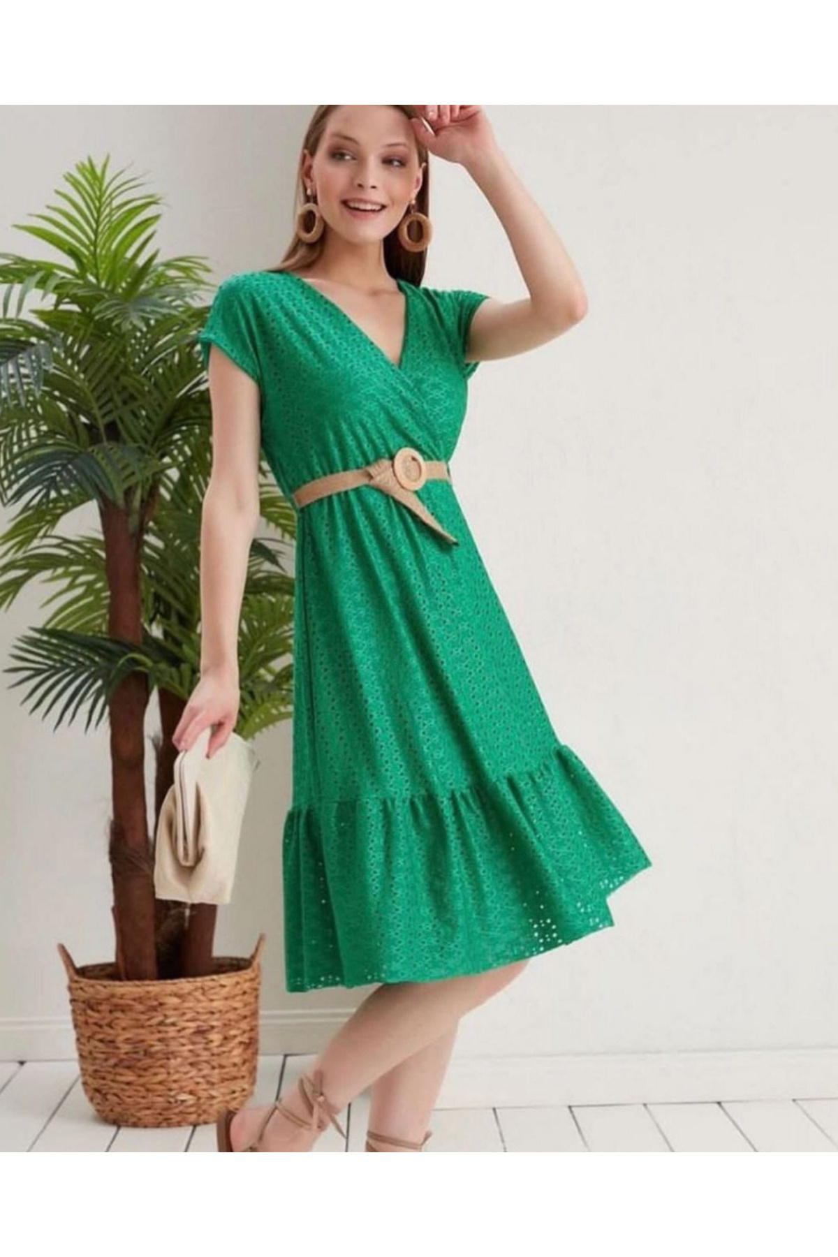 Hugglii Yeşil Kuşaklı Brode Kadın Elbise