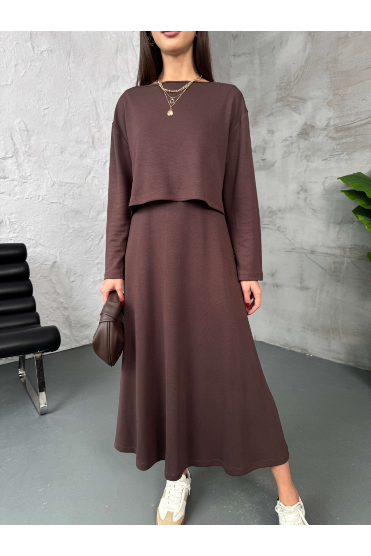 Elif Özbey Butik  Kahverengi Modal Bluzlu İkili Takım Elbise - Görsel 4