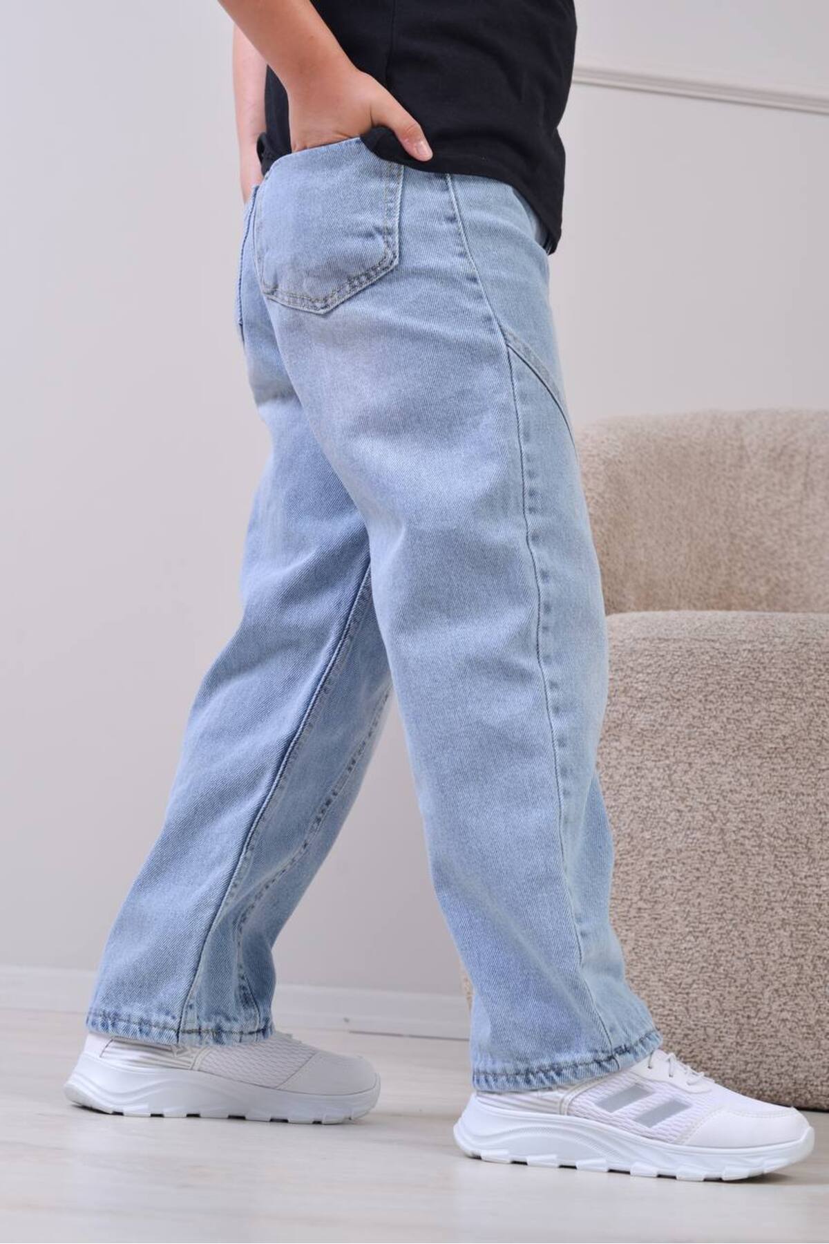 بنطلون جينز للأولاد