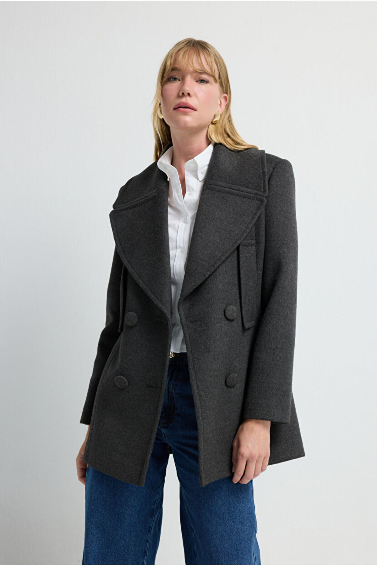 Short coat