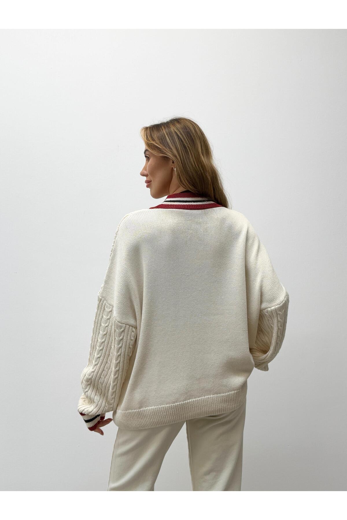 MALDİA SHOP  Kadın Kırmızı Şeritli Oversıze Örme Hırka - Görsel 4