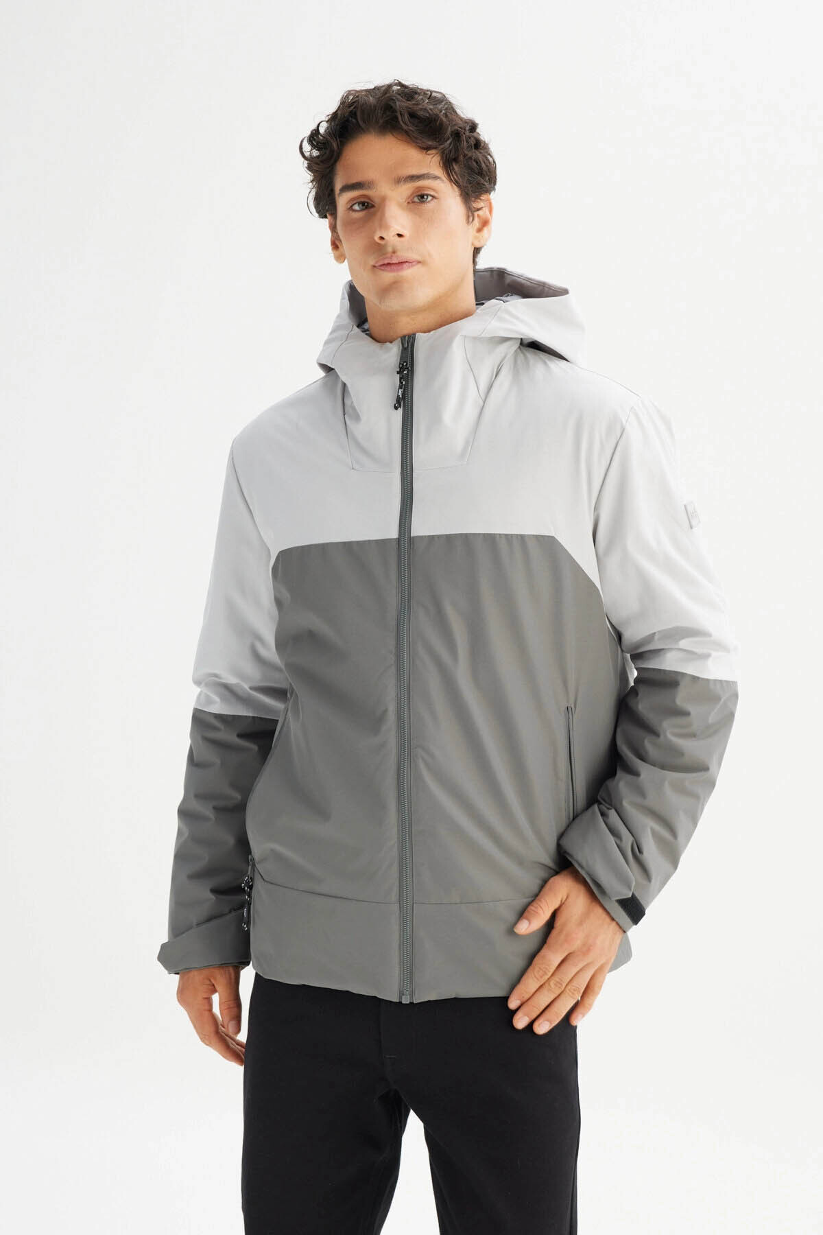 Relaxed Fit Antrasit Erkek Mont L2520257003 — خاکستری EMC8GY115309 — تصویر 4 از 5