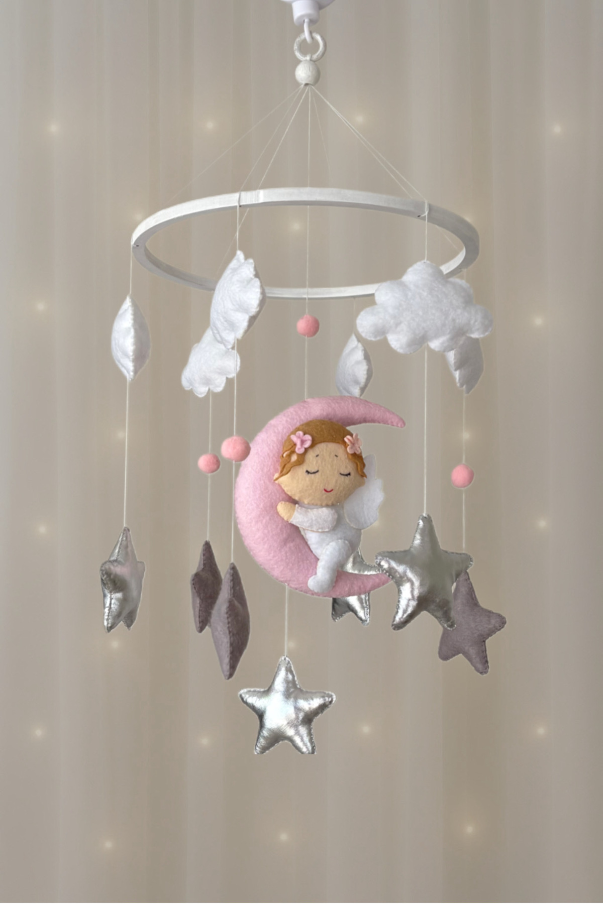 SefDen Lazer Kesim Atölyesi El Yapımı Müzikli Bebek Beşik Dönencesi | Pembe Ay Üzerinde Uyuyan Melek ve Yıldızlar fotoğrafı 2 (önizleme)