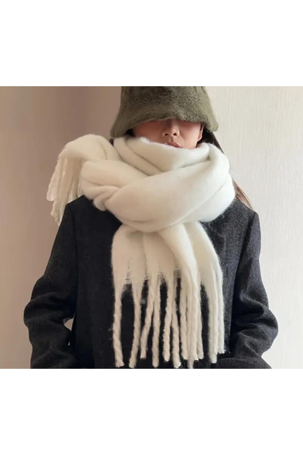 aseh shop Pffy Krem Rengi Yumuşak Dokulu Kadın Atkı Şal Omuz Şalı 50×190cm görsel 2
