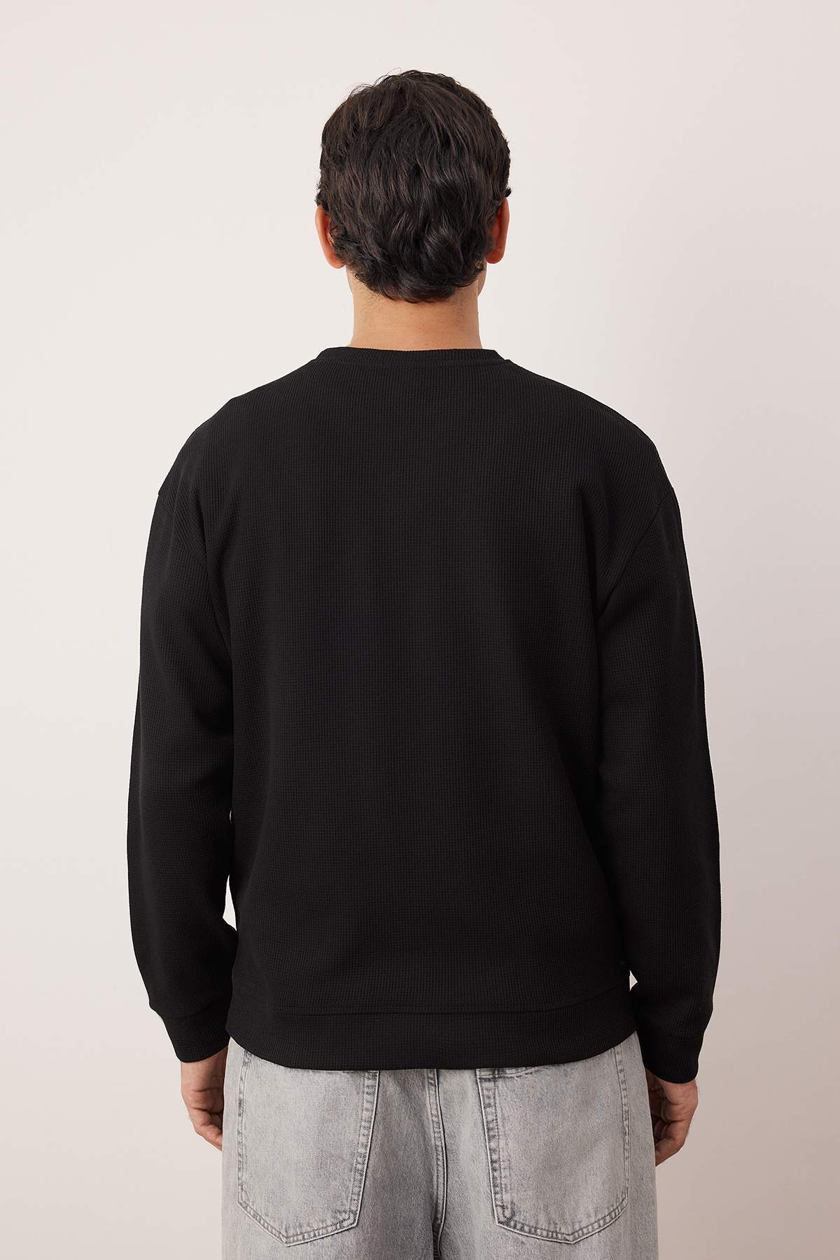 Trendyolmilla  Siyah - Haki Yeni Oversize/Geniş Kalıp 2'li Paket Dokulu Waffle Sweatshirt TMNAW26SW00028 - Görsel 4