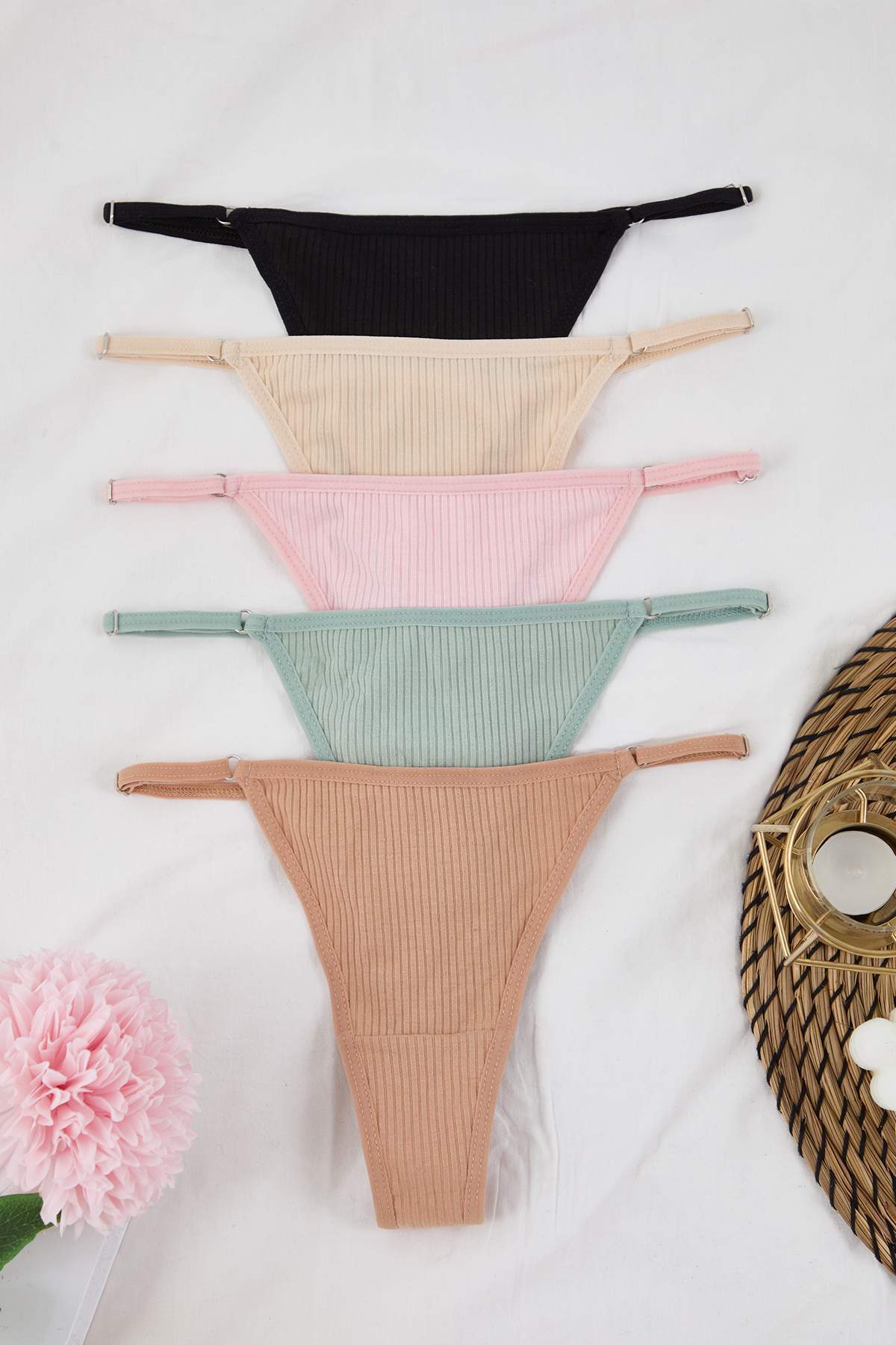 Trendyol Collection Mehrfarbige 5er-Packung, verstellbare Taille, gerippte, gestrickte Tanga-Höschen THMAW26KU00017