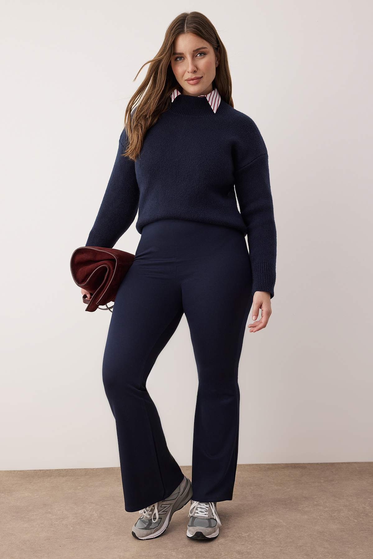 Trendyolmilla  Lacivert İnceltici Yüksek Bel Flare/İspanyol Paça Örme Büyük Beden Pantolon TBBSS24AR00033 - Görsel 2