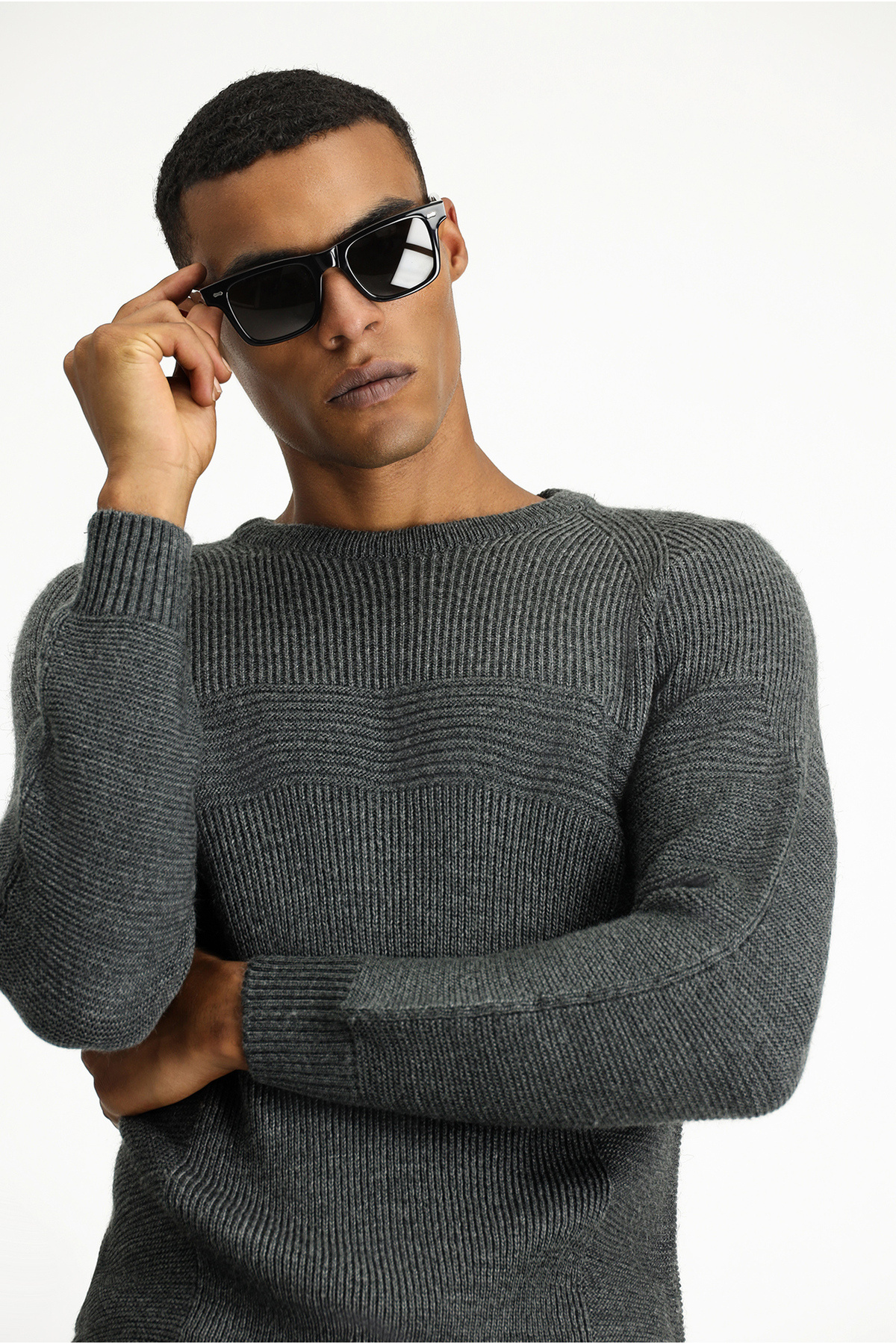 بافت و پلیور کیگیلی KK25D5N3ET002