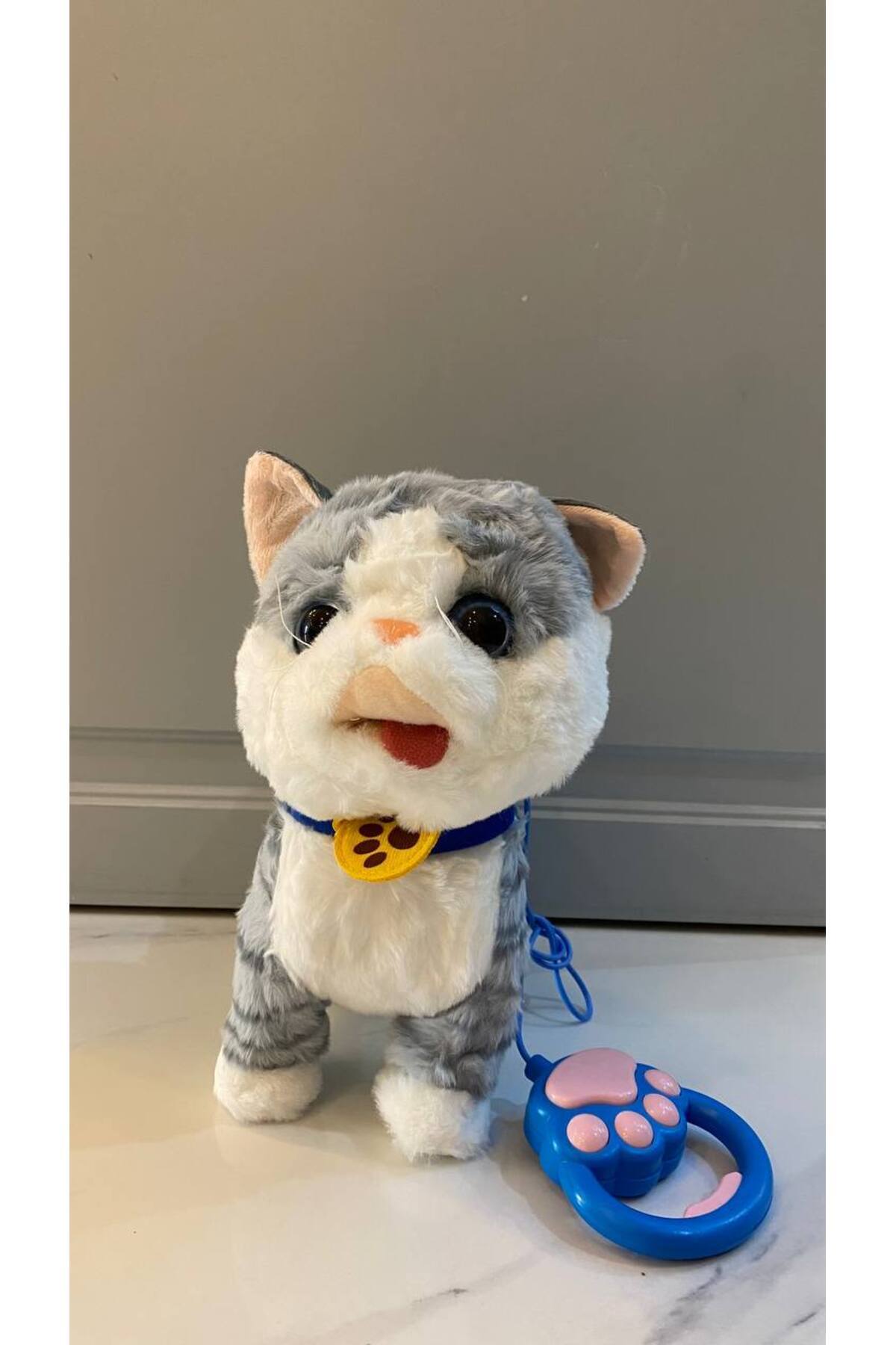 Magicway Müzikli Yürüyen Miyavlayan Yalayan Kuyruk Ve Başını Sallayan Ses Kaydını Tekrarlayan Peluş Kedi fotoğrafı 2 (önizleme)