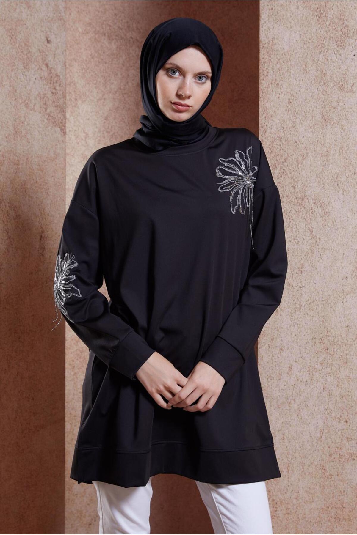 آلوینا تونیک ورزشی زنجیرهای مدل ۴۴۶۳۸ آلوینا تونیک ورزشی زنجیرهای مدل ۴۴۶۳۸