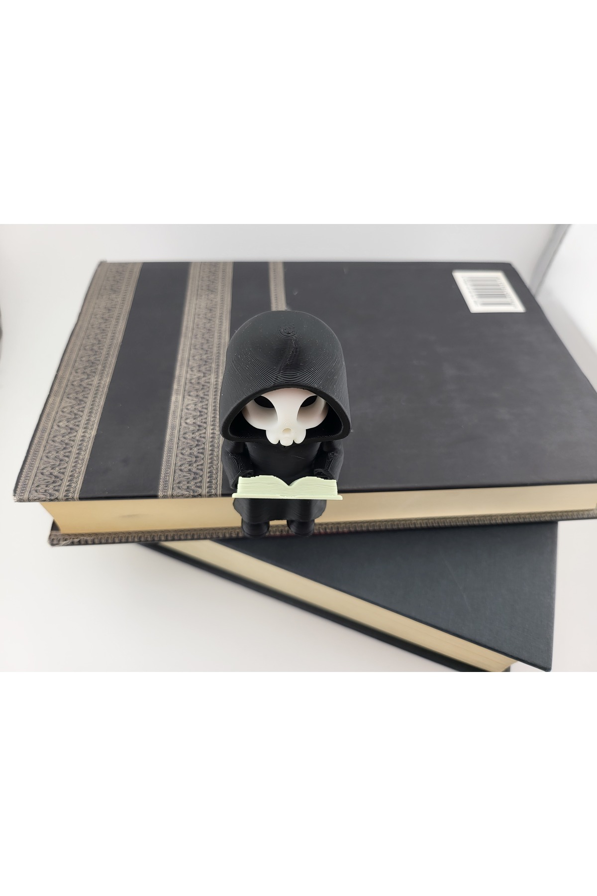 Kawaii Ölüm Meleği Kitap Okuyor - Spooky Özel Tasarım 3D Baskı 10 CM