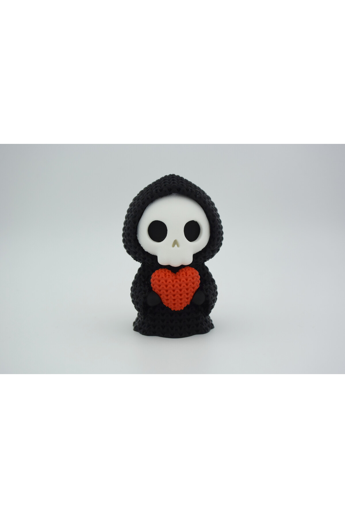 Figura del Grim Reaper con cuore in filato a tema Halloween - Stampa 3D dal design speciale 9 CM
