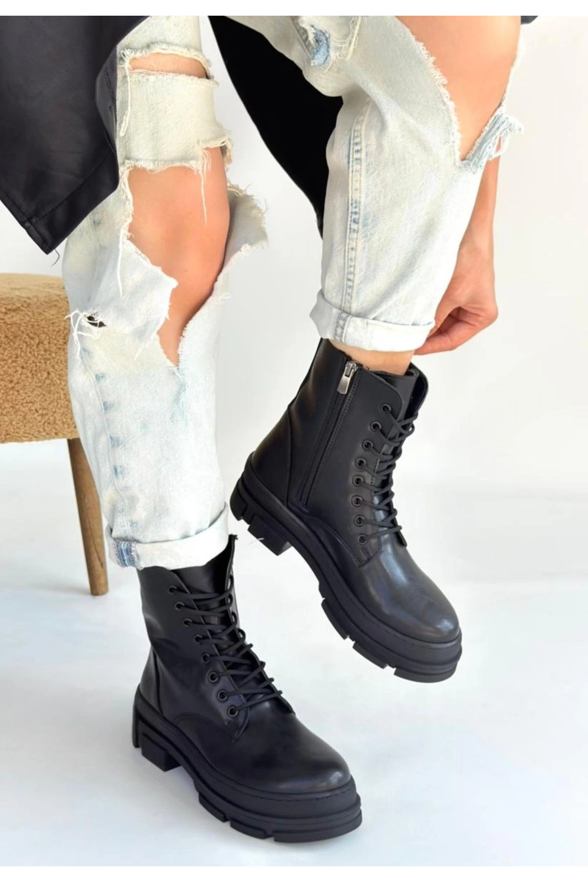 Toptan Bulurum Allex Siyah Cilt Bağcıklı Bot