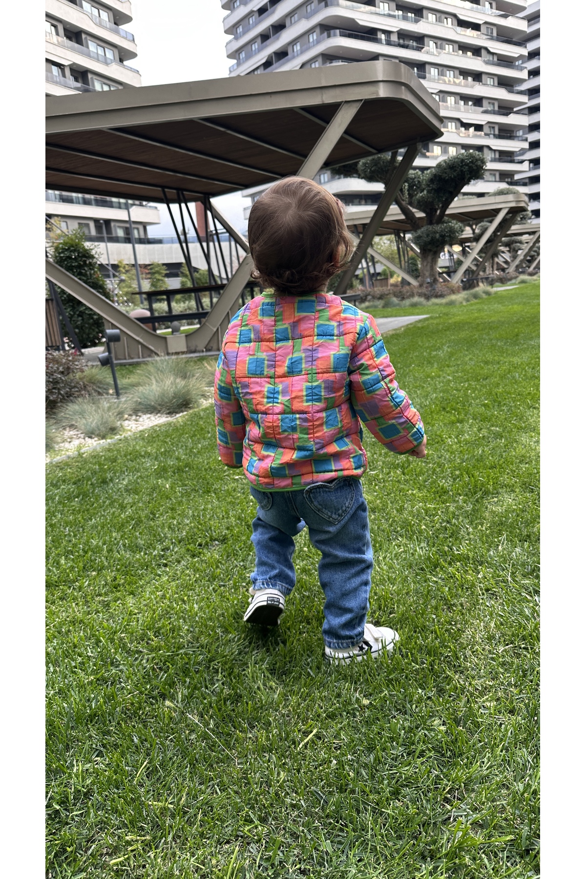 BabyDia Mevsimlik Renkli Kapitone Mont fotoğrafı 4 (önizleme)