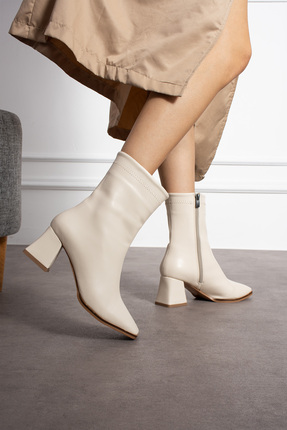 ELİSHA BUTİK Carmen Ekru Renkli Fermuar Detaylı Küt Burun Kadın Topuklu Bot
