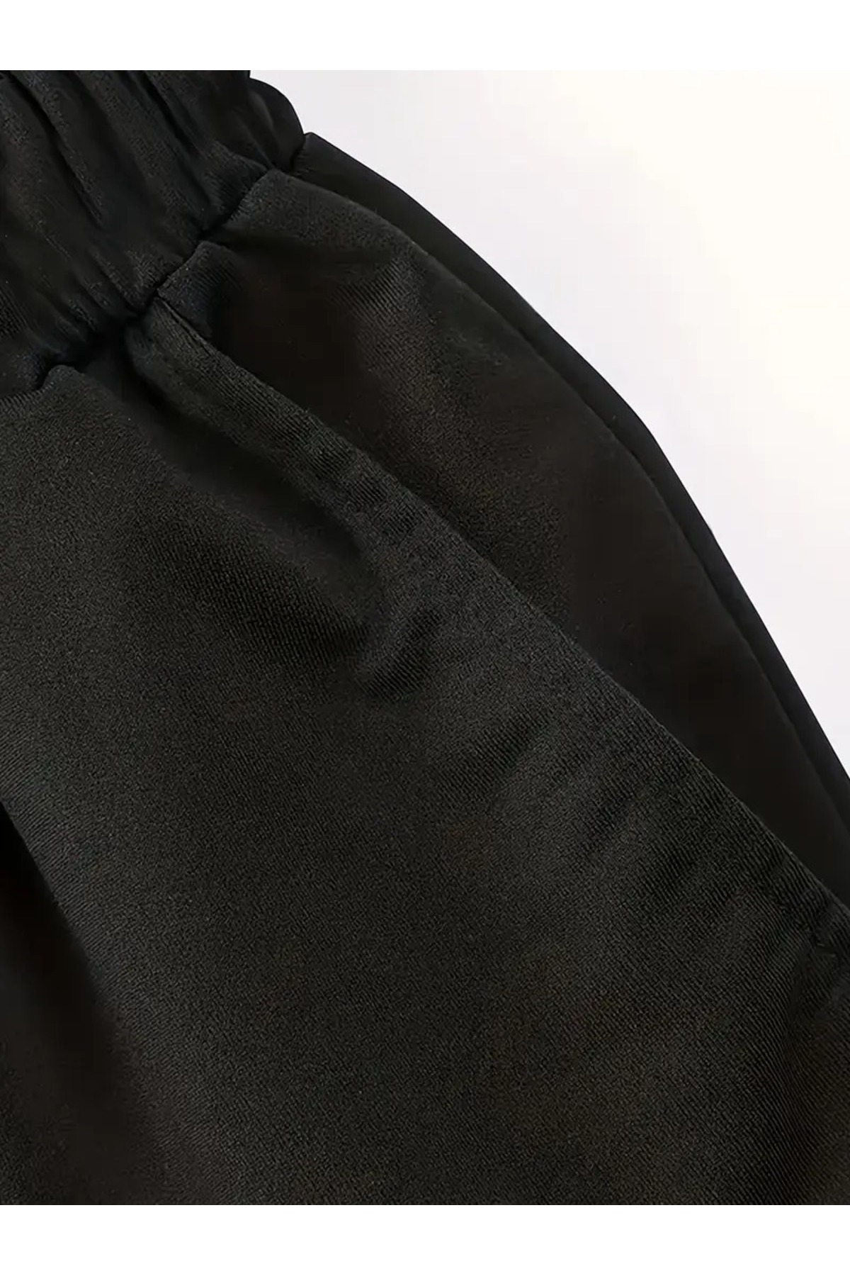 ست لباس ورزشی آستین کوتاه طرح‌دار و مدرن سایز بزرگ پاریسی — مشکی et0030914 — تصویر 4 از 4
