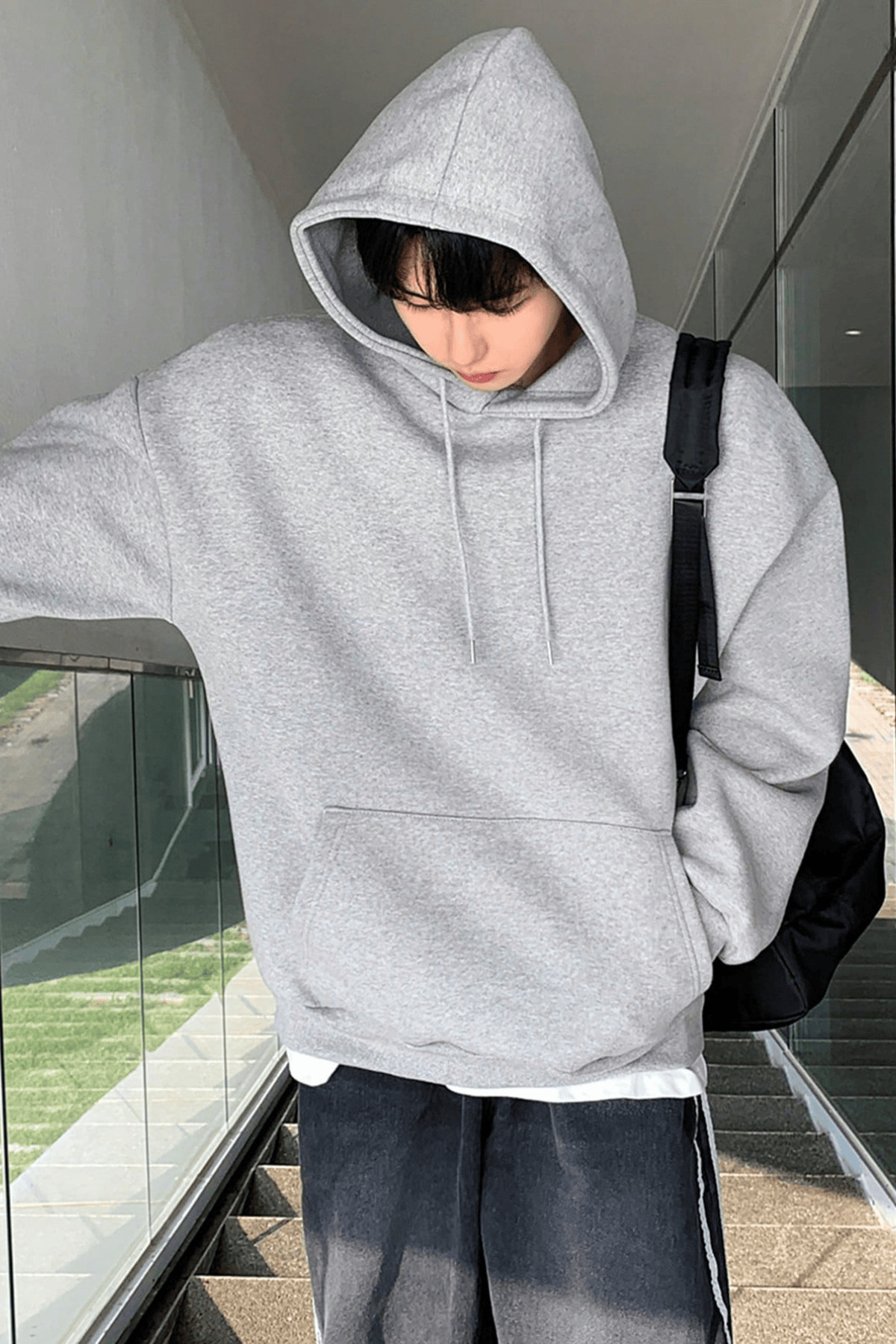 Erkek Sweatshirt Kanguru Cepli İçi Polarlı 3 İplik Kapüşonlu Oversize Sweatshirt KANGU — رنگارنگ KANGURU-SWEATSHIRT — تصویر 5 از 5