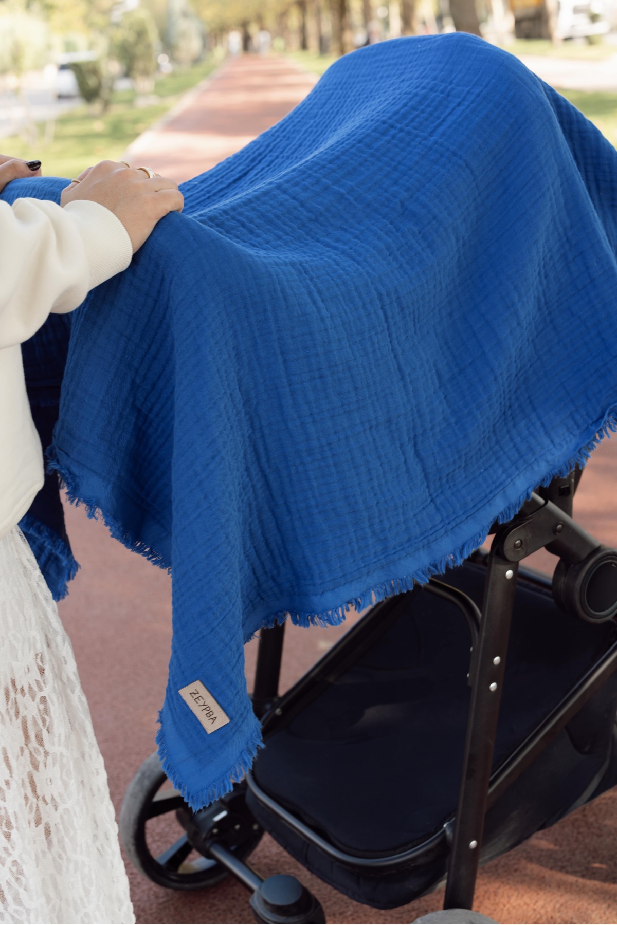 ZEYPBA %100 Pamuk İndigo 4 Katlı Müslin 4 Katlı Müslin Emzirme Örtüsü & Puset Örtüsü Püsküllü fotoğrafı 2 (önizleme)