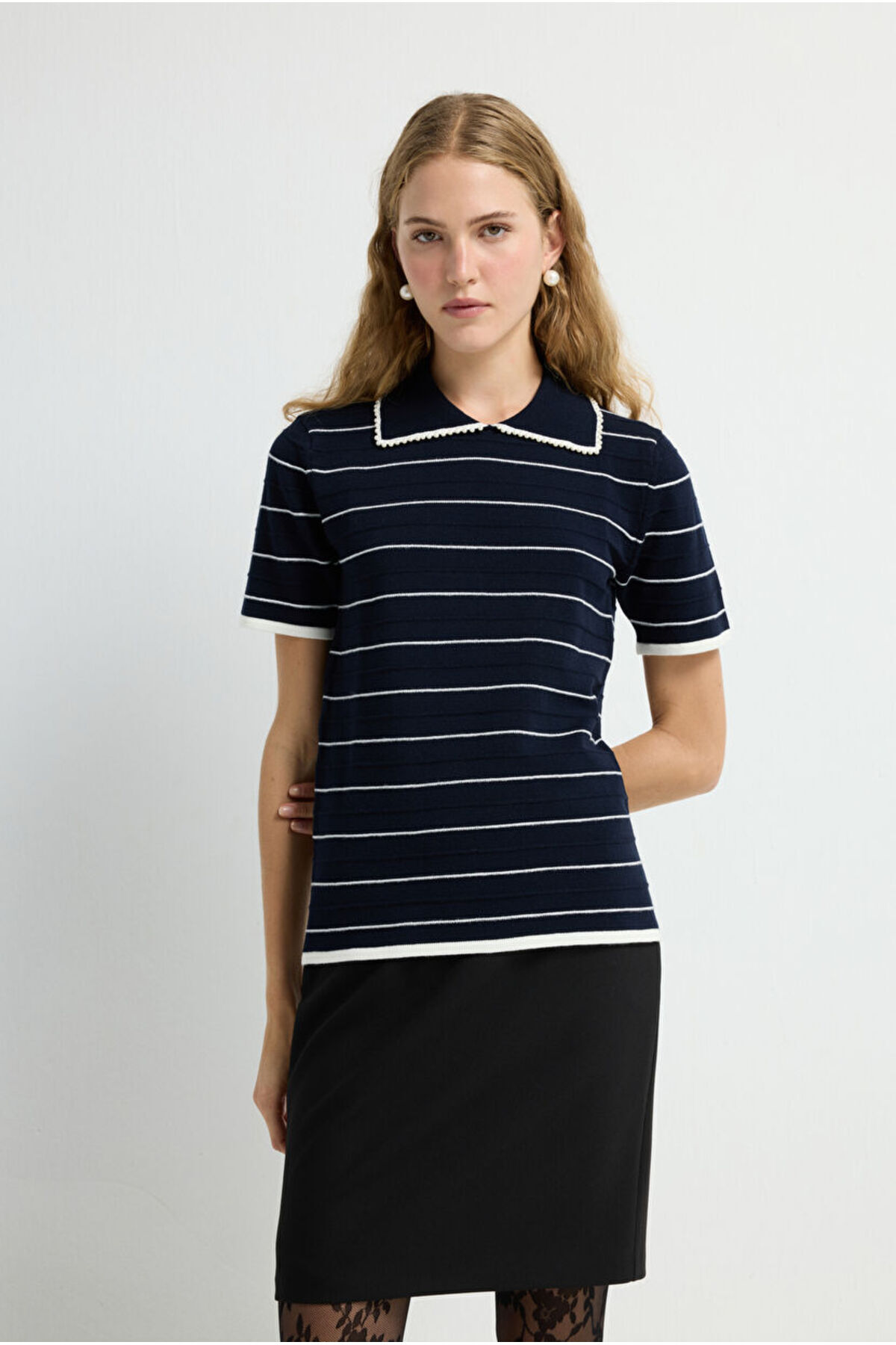 بافت و پلیور آدل 13945628000