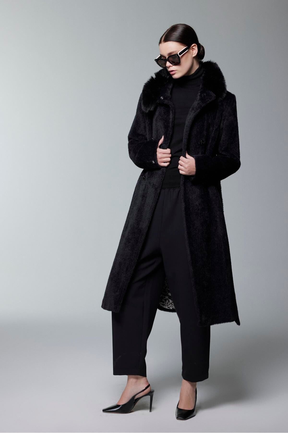 Zühre  Kürk Yaka Düğme ve Kuşak Detaylı Kaban - Görsel 6