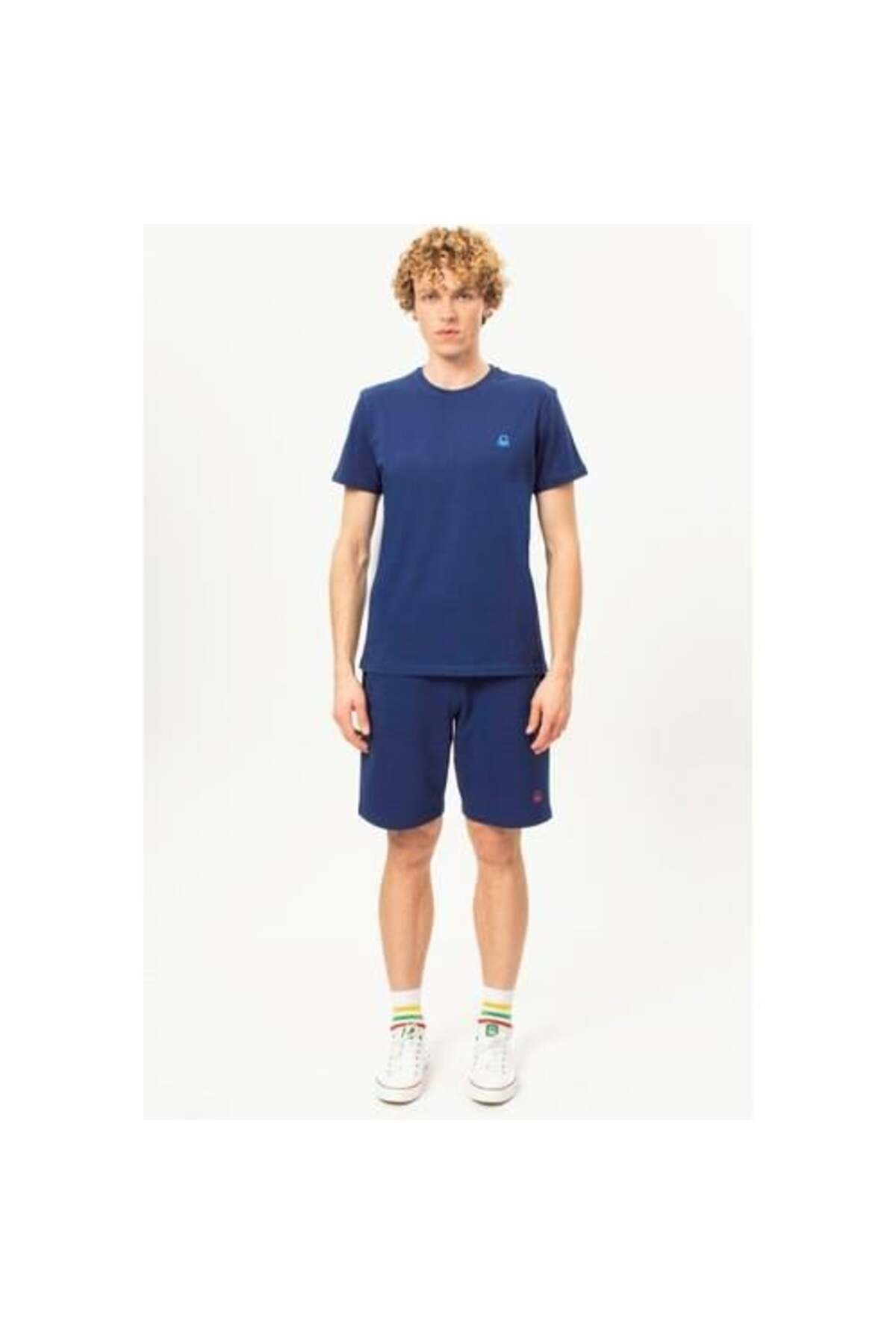 بنتون تی‌شرت