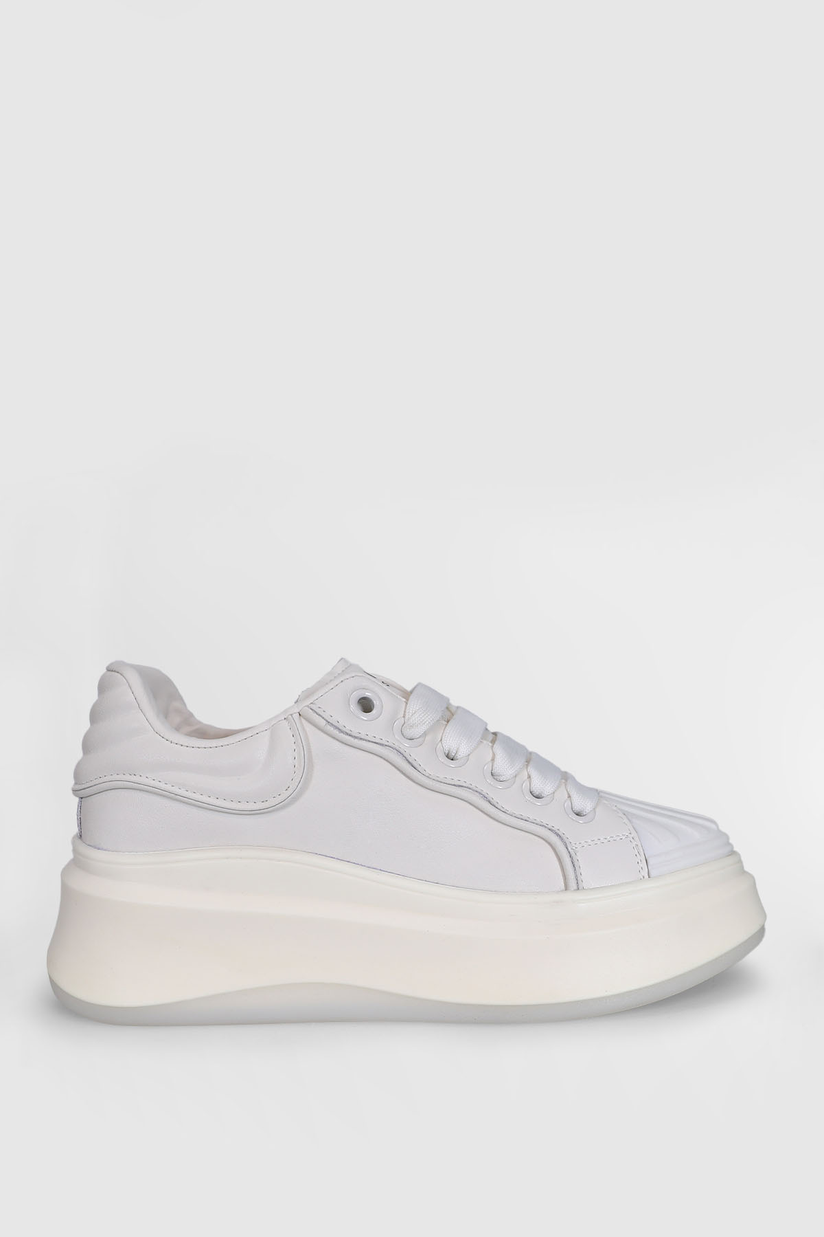 لوفیان کفش کتانی زنانه گلوری سفید