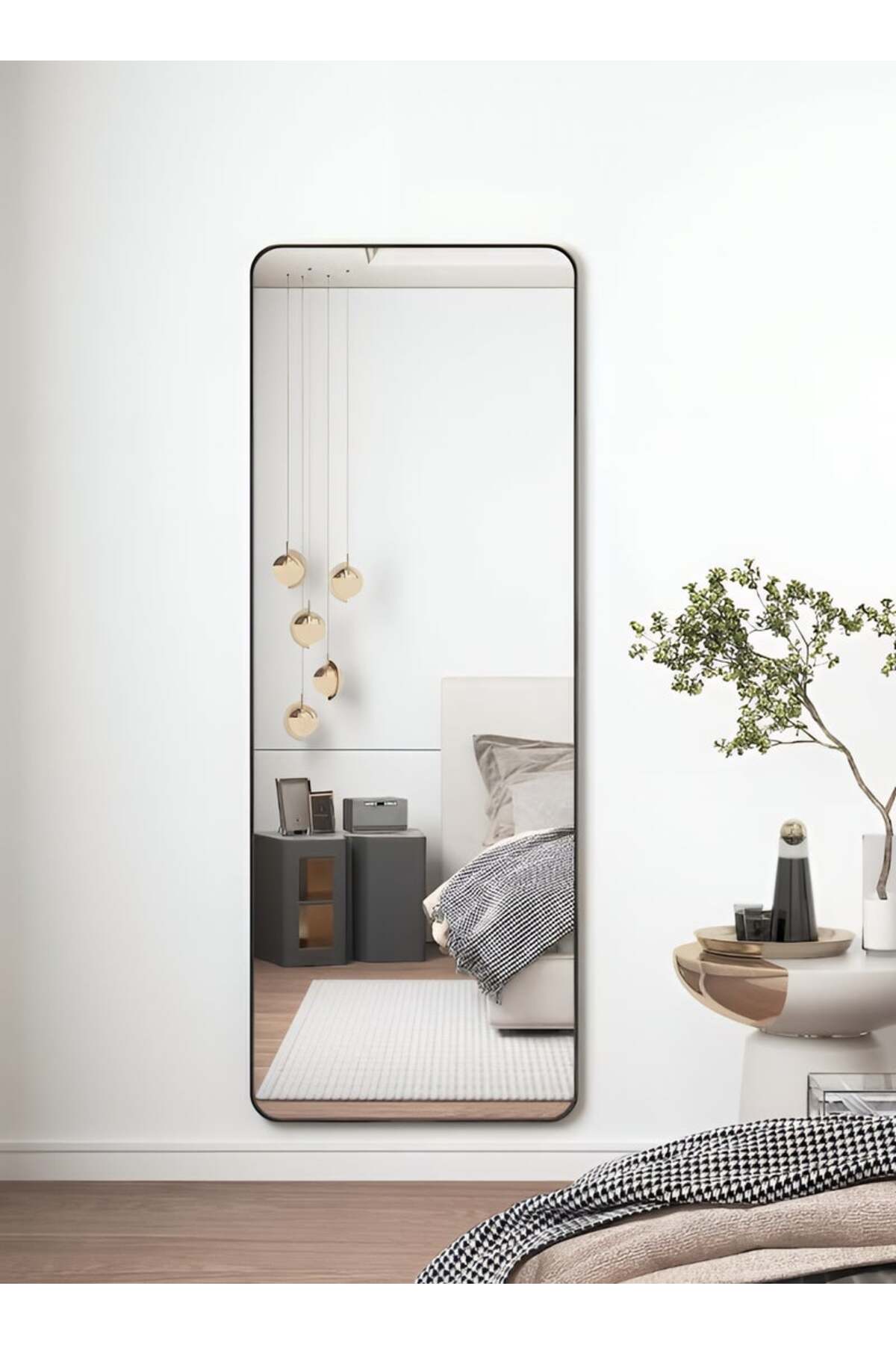 مرآة أرضية كاملة الطول بإطار معدني أسود وحامل - 12...