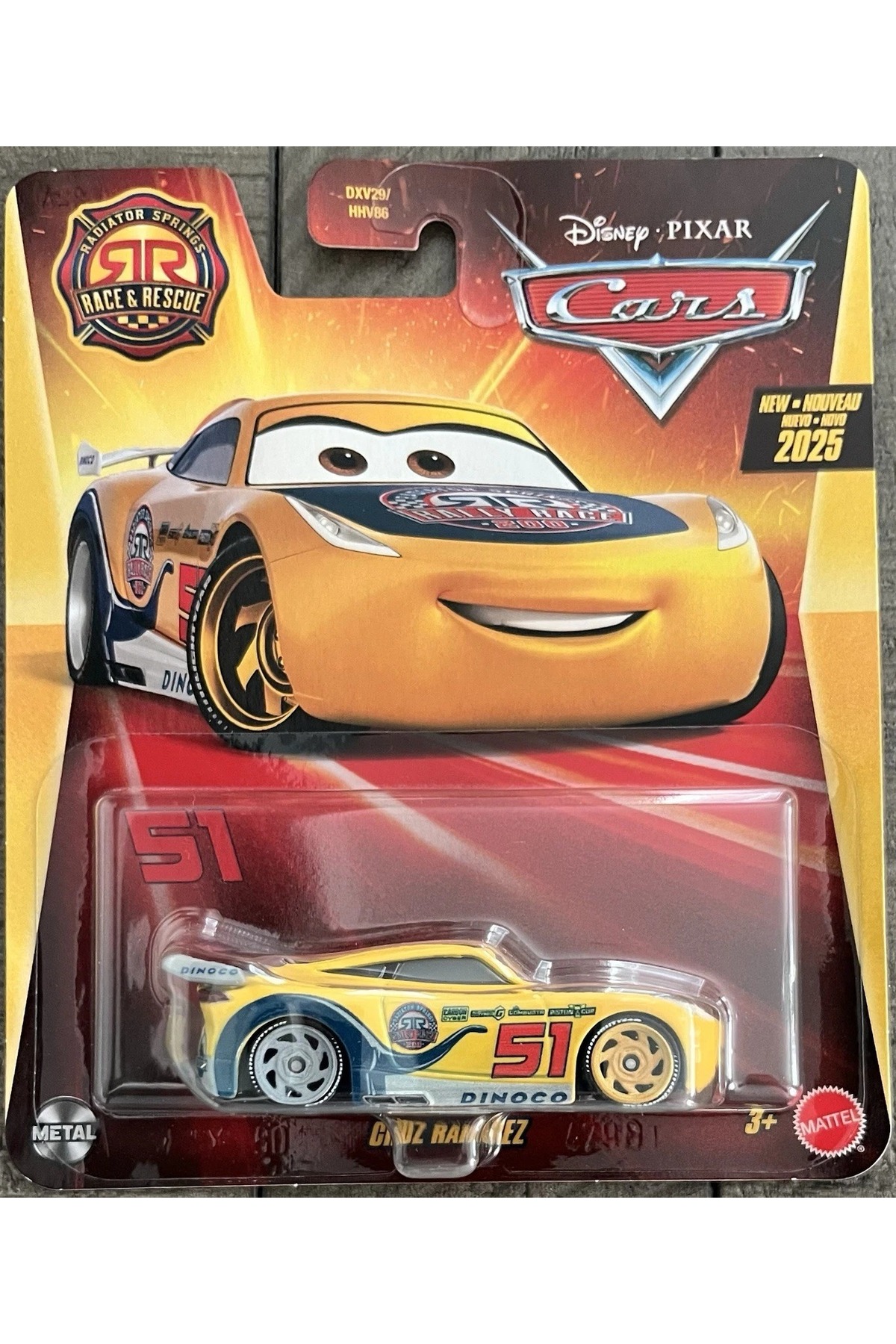 HOT WHEELS Disney Pixar Cars Cruz Ramirez 51 Dinoco Metal Araba