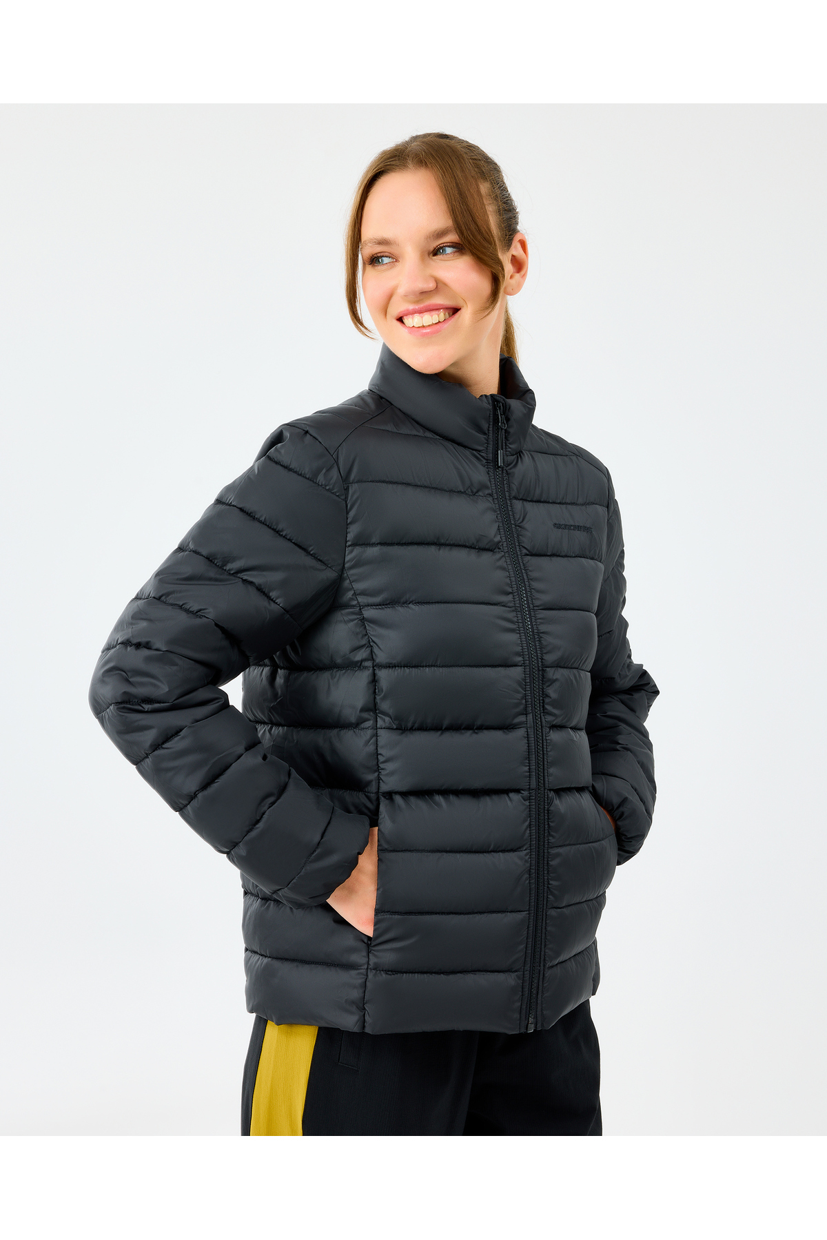 Skechers  W Essential Outerwear Padded Jacket Kadın Siyah Mont S231240-3817 - Görsel 3