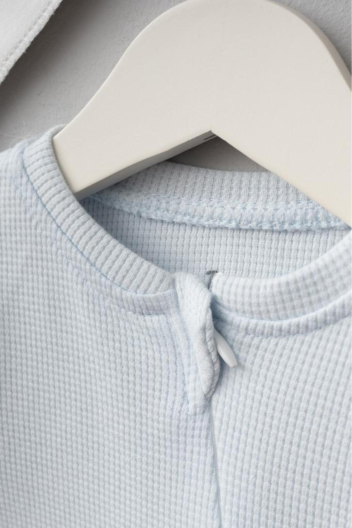 Bebitof Balonlu Tavşan Desenli 10 Parça Kutulu Yenidoğan Hastane Çıkışı %100 Pamuk Zıbın Seti fotoğrafı 4 (önizleme)