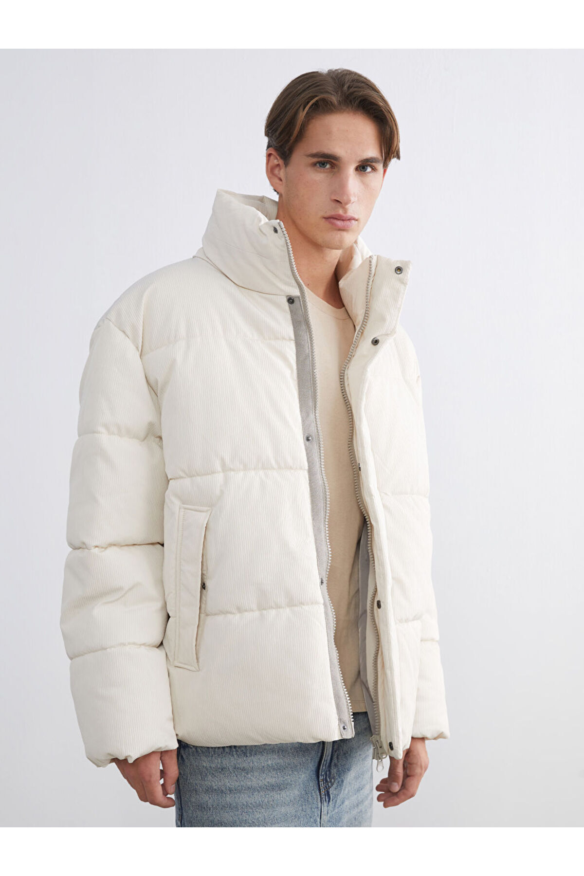 کاپشن ال سی وایکیکی W5FC80Z8