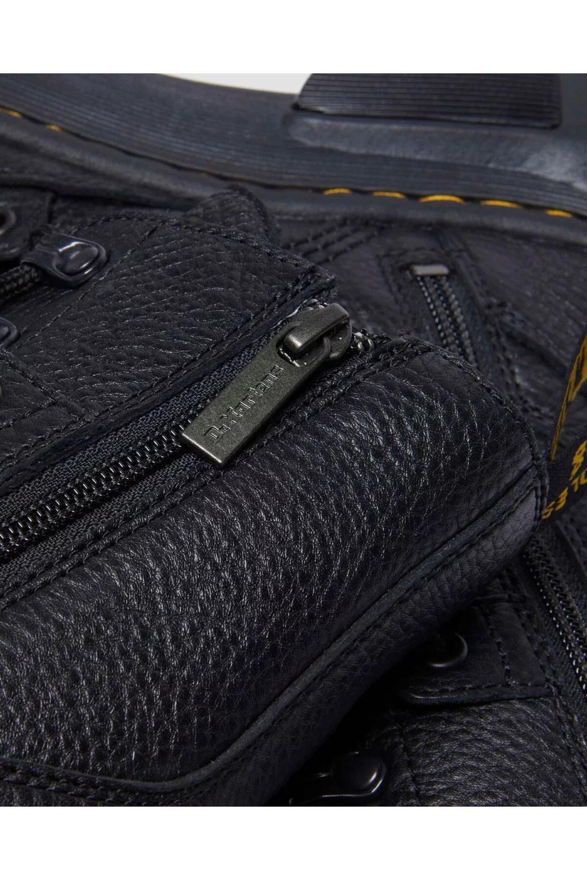 Martens 🥾 40-80% off! Iconic Footwear Trendyol