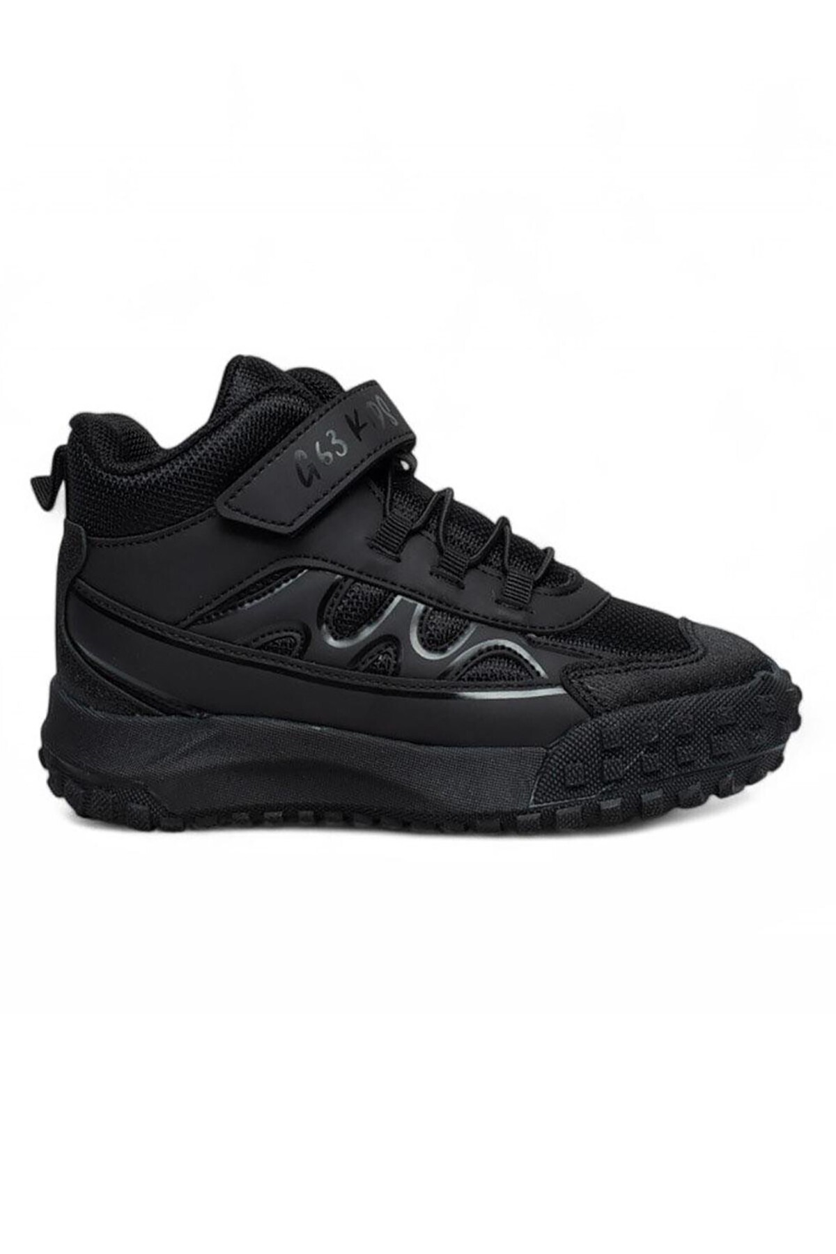 GKS Boys' Black Velcro Boots NSB936