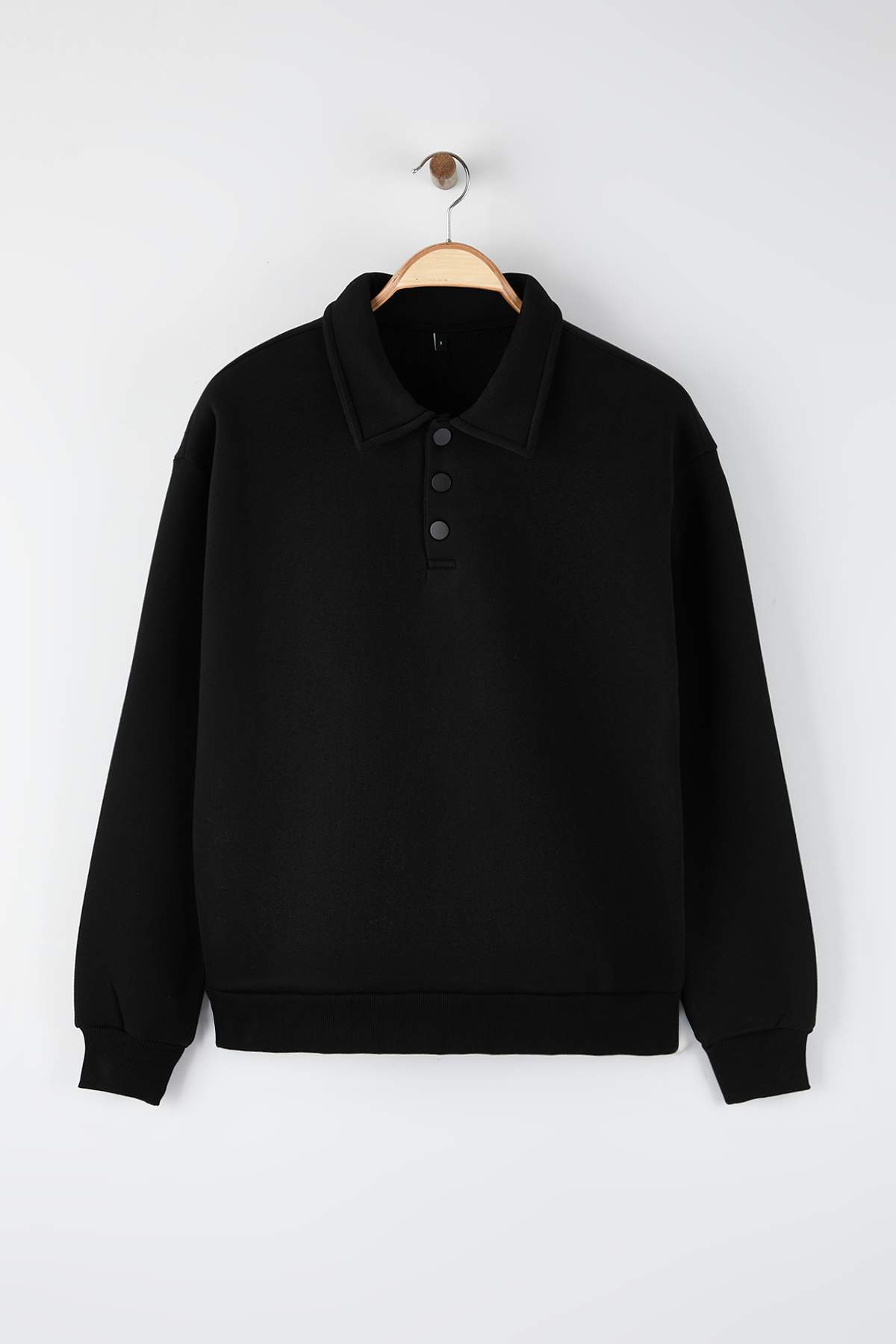 Trendyolmilla  Siyah Yeni Oversize/Geniş Kesim Soft Kalite İçi Polarlı Polo Yaka Sweatshirt TMNAW26SW00004 - Görsel 5