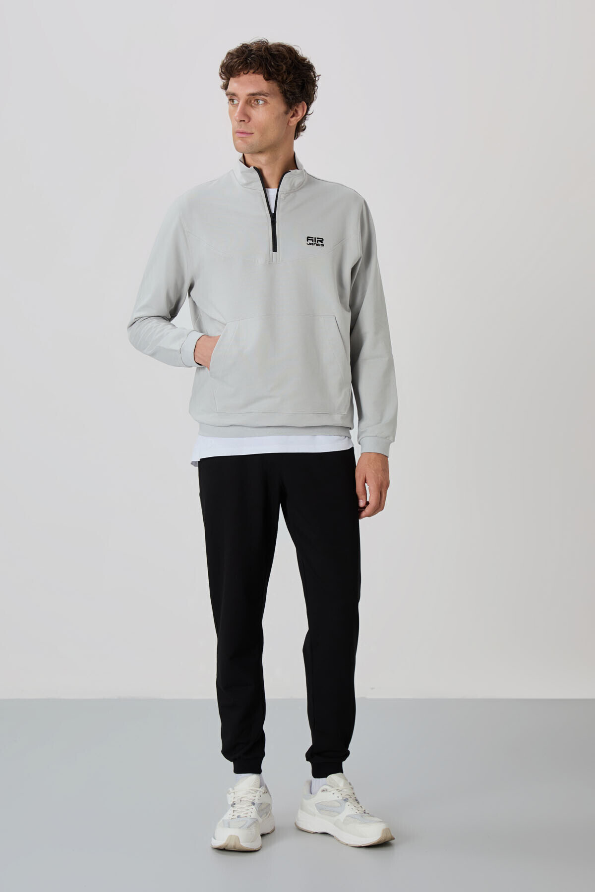 ایر جونز هربرت تاش - گرمکن یقه ایستاده مشکی - 85233