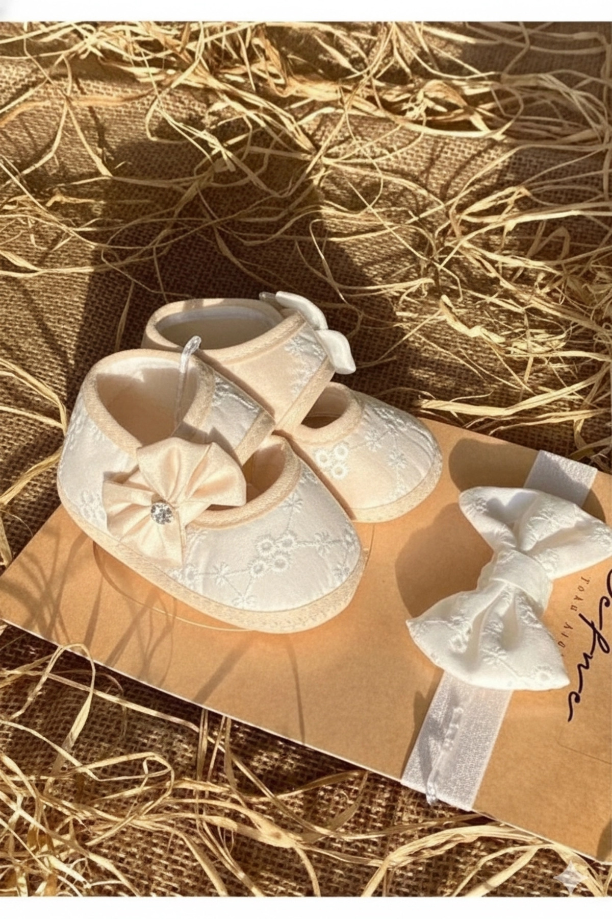 VaVbaby Kız Bebek Fiyonklu Yenidoğan Bebek Ayakkabısı - Mevlüt Ayakkabısı Bej fotoğrafı 3 (önizleme)