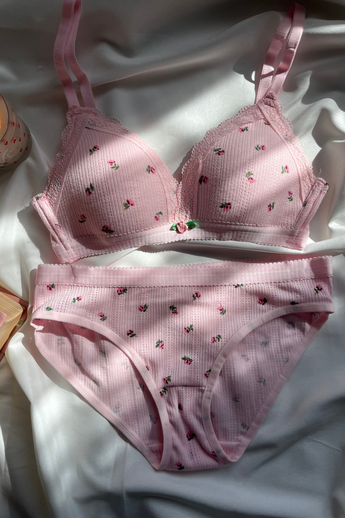 Lola Of Shine  Yayoi Kusama-Pembe Pamuklu Çiçek Desenli Bralet set - Görsel 8