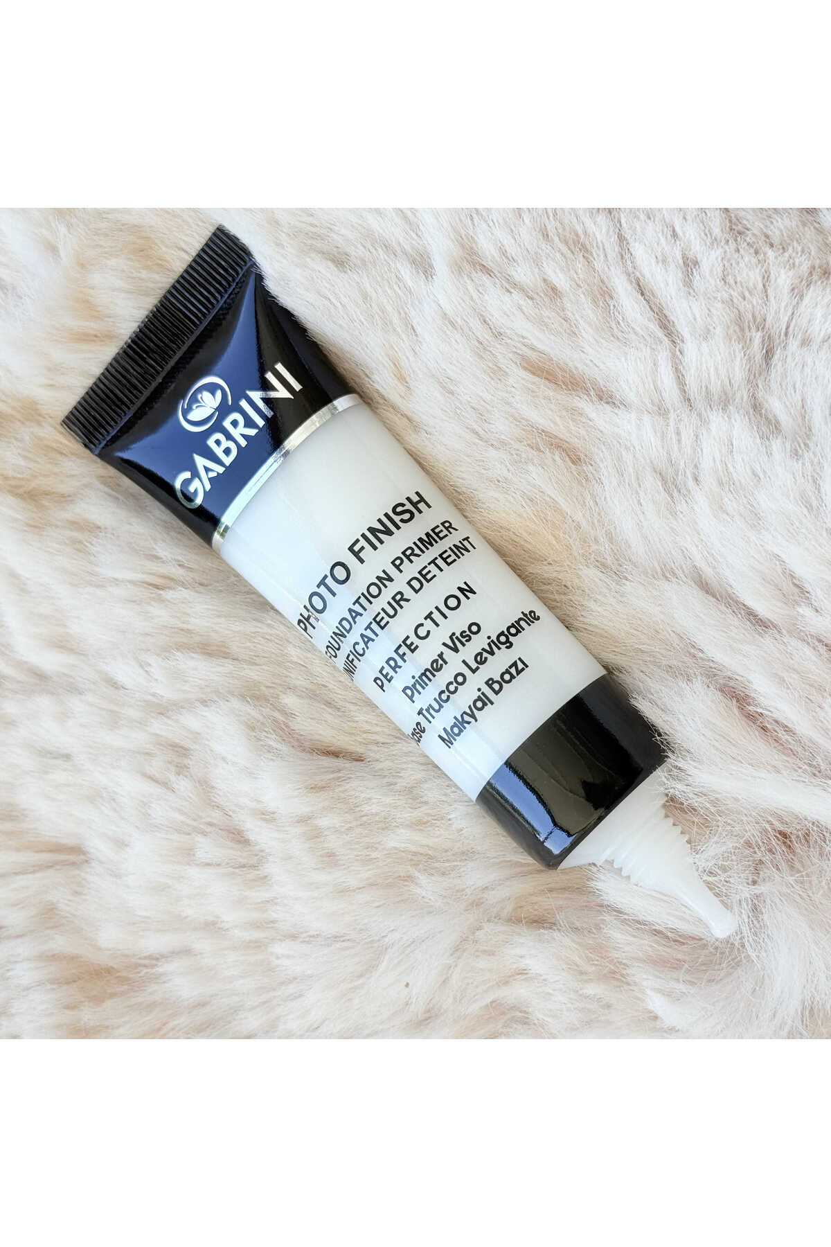 Gabrini Photo Finish Foundation Primer — رنگارنگ 00924 — تصویر 3 از 3