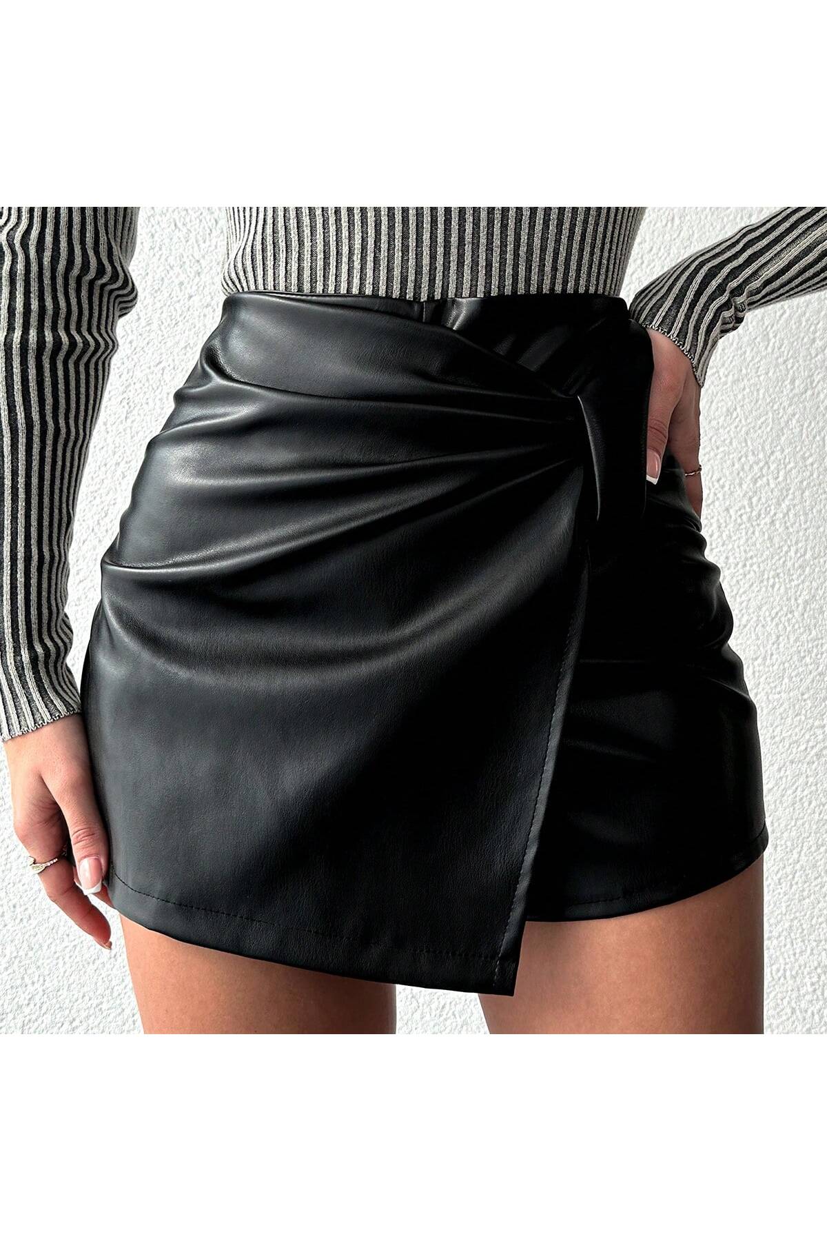 BORCKA TEKSTİL  Siyah Asimetrik Suni Deri Kadın Şort Etek - Görsel 8
