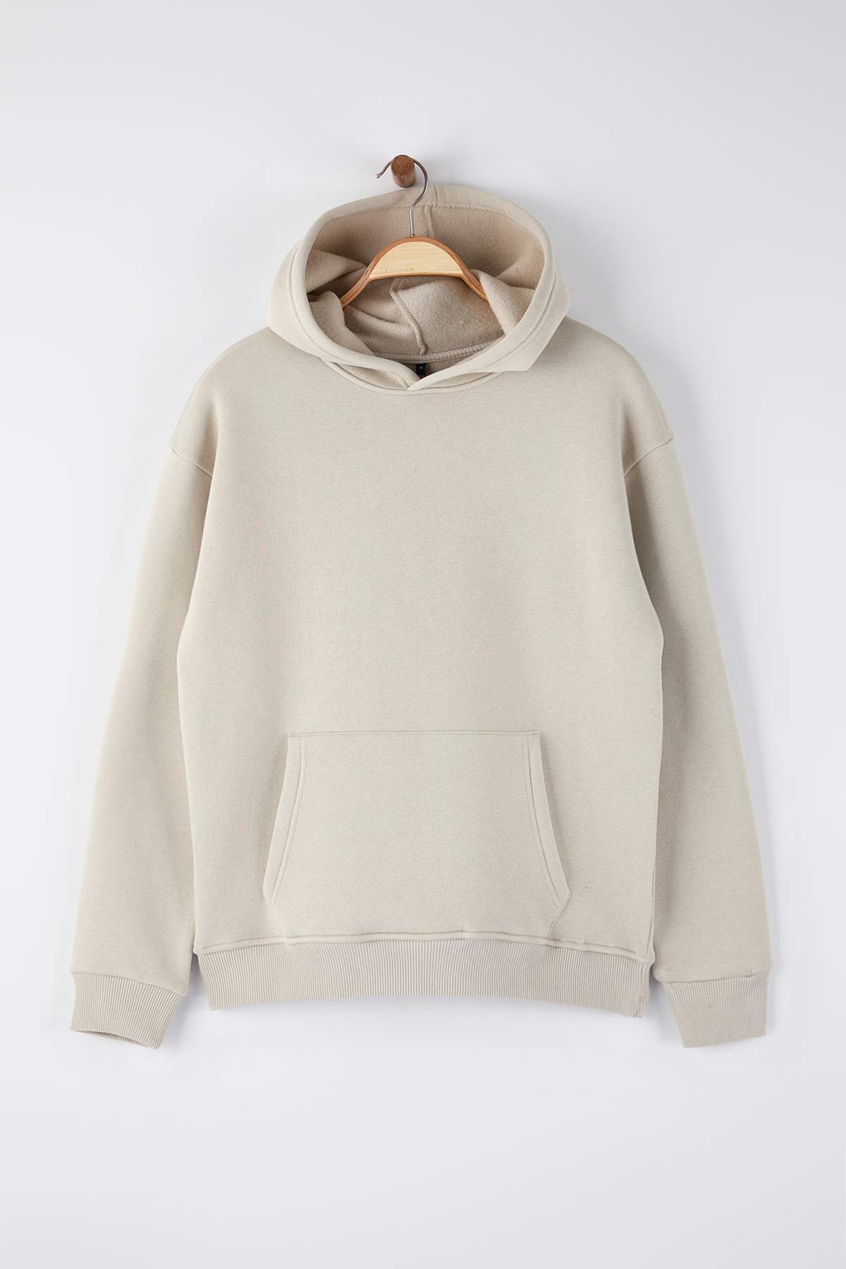 Trendyolmilla  Taş Oversize/Geniş Kesim Sırtı Nakış Detaylı Kapüşonlu Sweatshirt TMNAW25SW00142 - Görsel 7