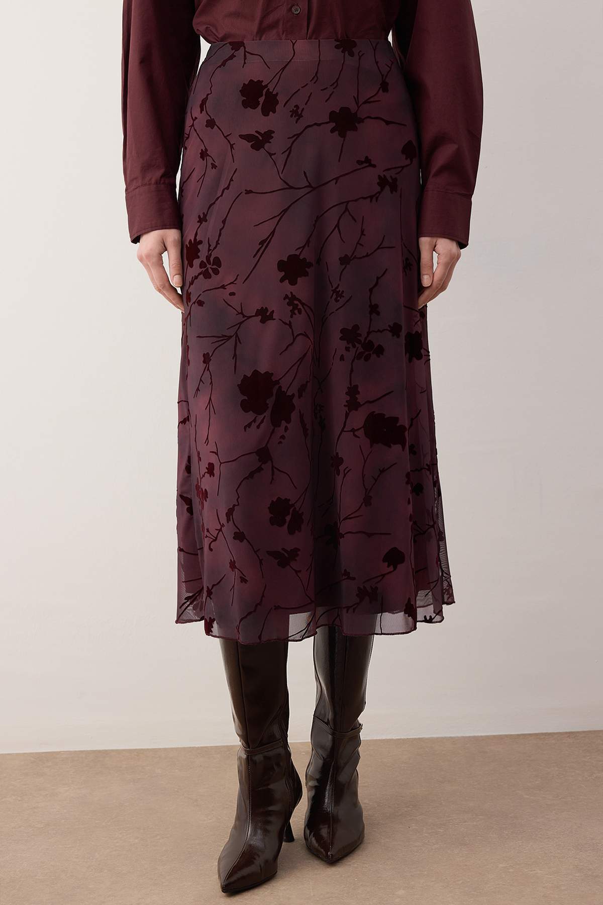 Trendyolmilla  Mürdüm Flok Baskılı Kalem Maxi/Uzun Tül Esnek Örme Etek TWOAW26ET00146 - Görsel 3