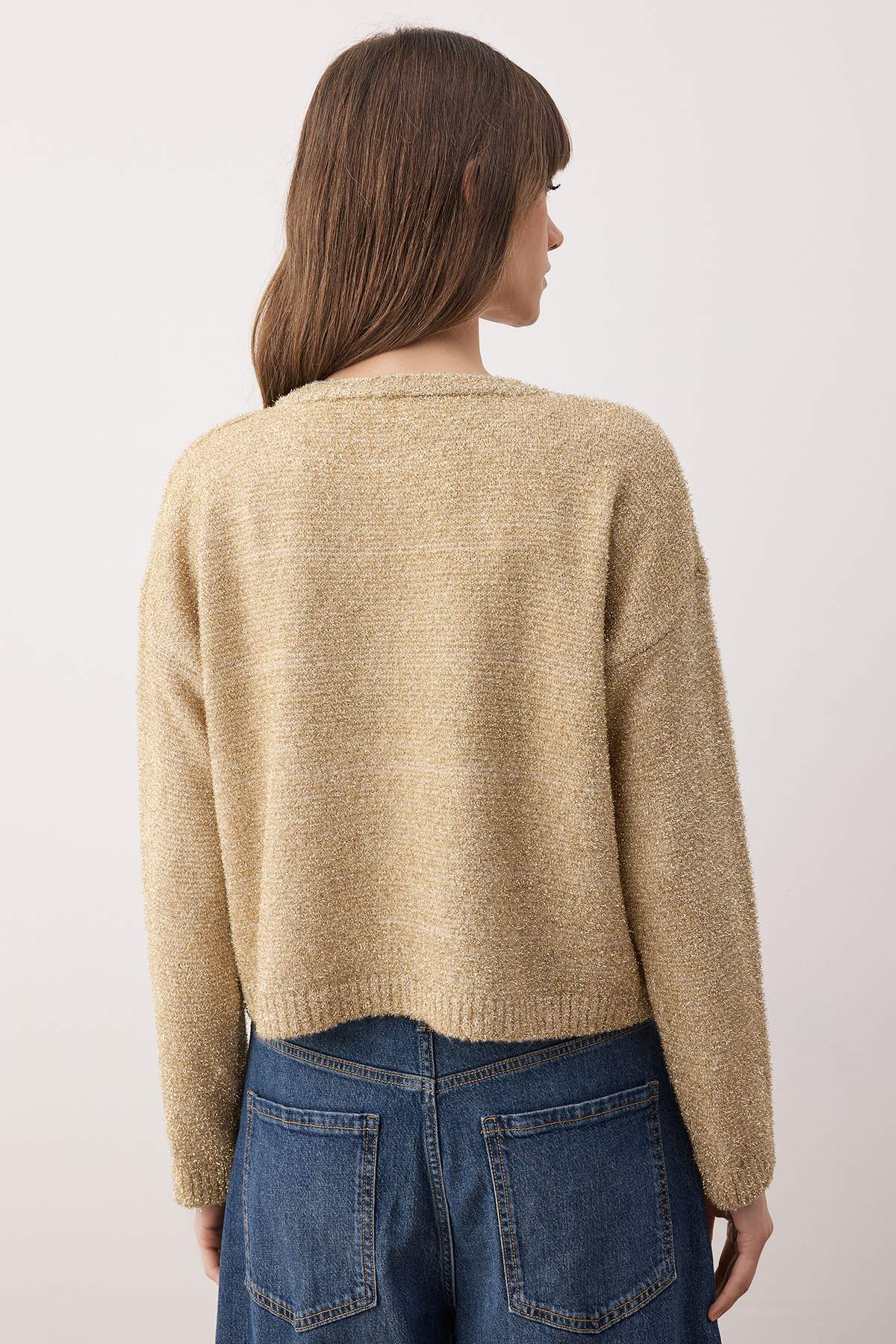 Trendyolmilla  Vizon Crop Simli İplik Triko Kazak TWOAW26KZ00270 - Görsel 4