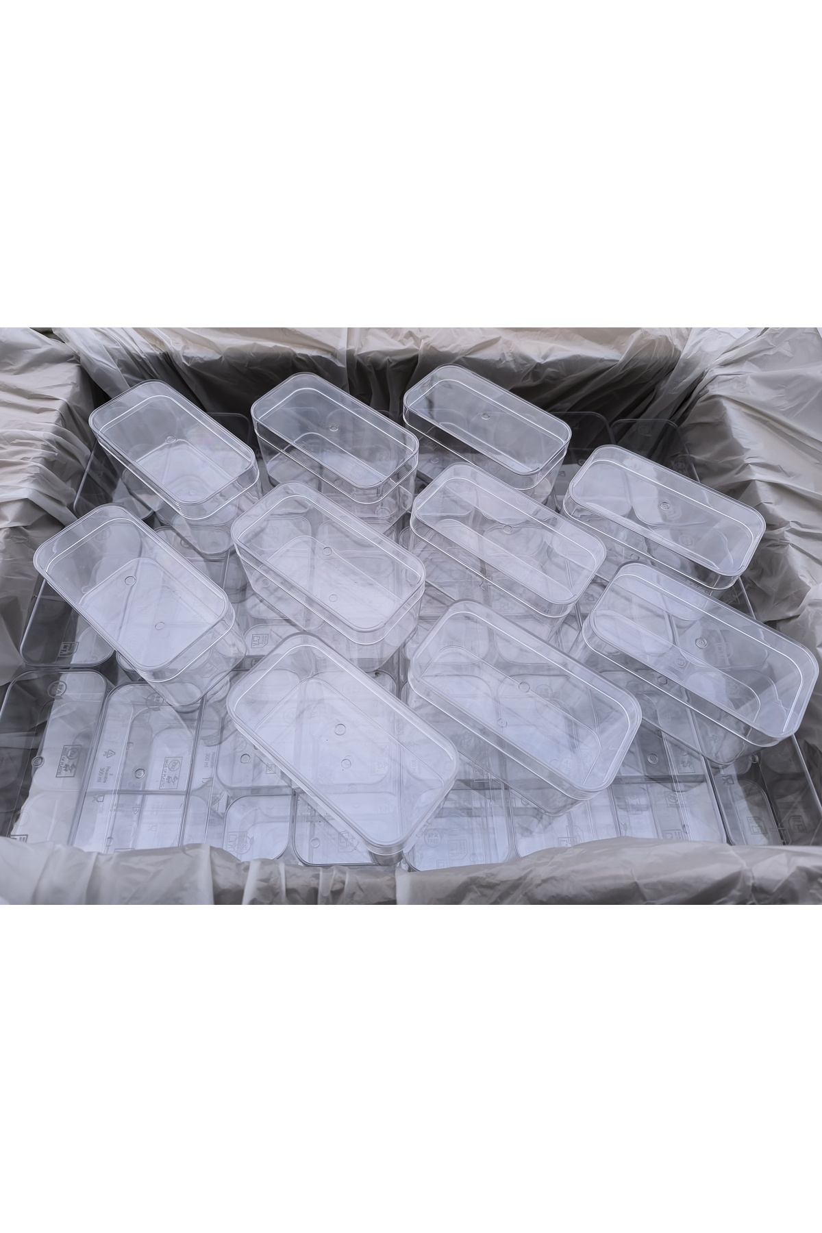Sert Plasti̇k Mi̇ka Tatli Sunum Kasesi̇ Kapakli 12 Adet Ti̇rami̇su,Spungle,Profi̇terol,Magnolya,Pudi̇ng — Koksal Pack — Kase (2)
