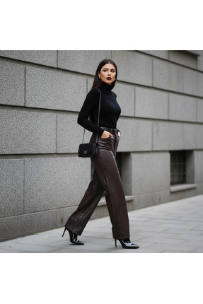 Auralis Studio Acı Kahve Yumuşak Astar Detaylı Suni Deri Palazzo Pantolon - FW25