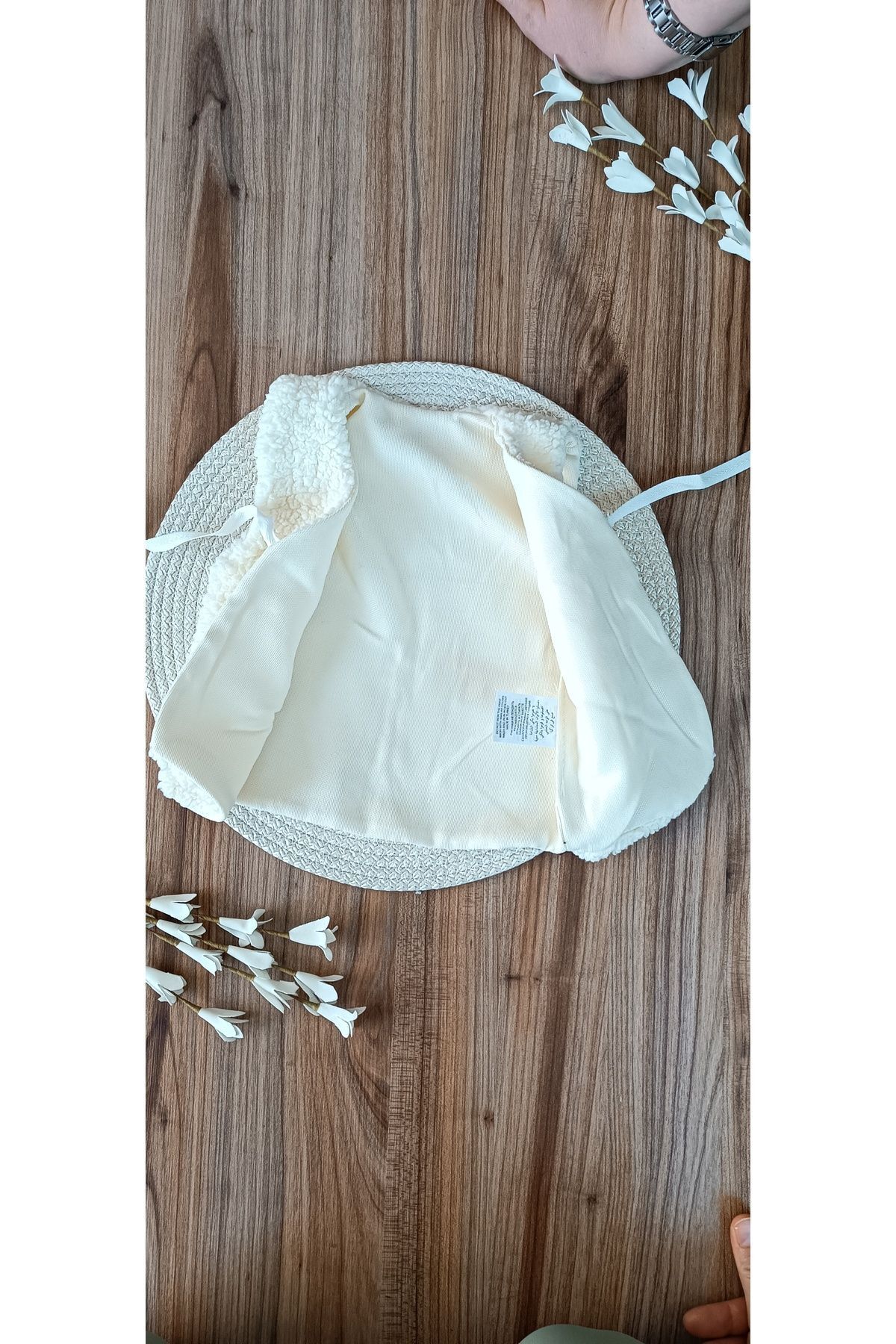 Bebella Bebek Yeleği Welsoft Kumaş Iç Kısmı Pamuklu Önden Kurdelelı Kız Erkek Bebek Yenidoğan Beyaz Yelek fotoğrafı 3 (önizleme)