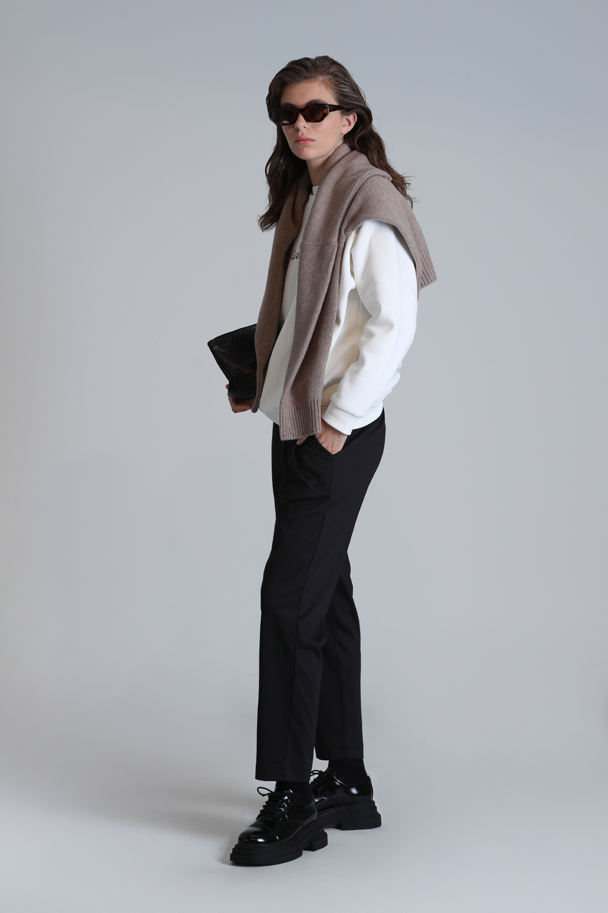 لوفیان شلوار زنانه لری مشکی