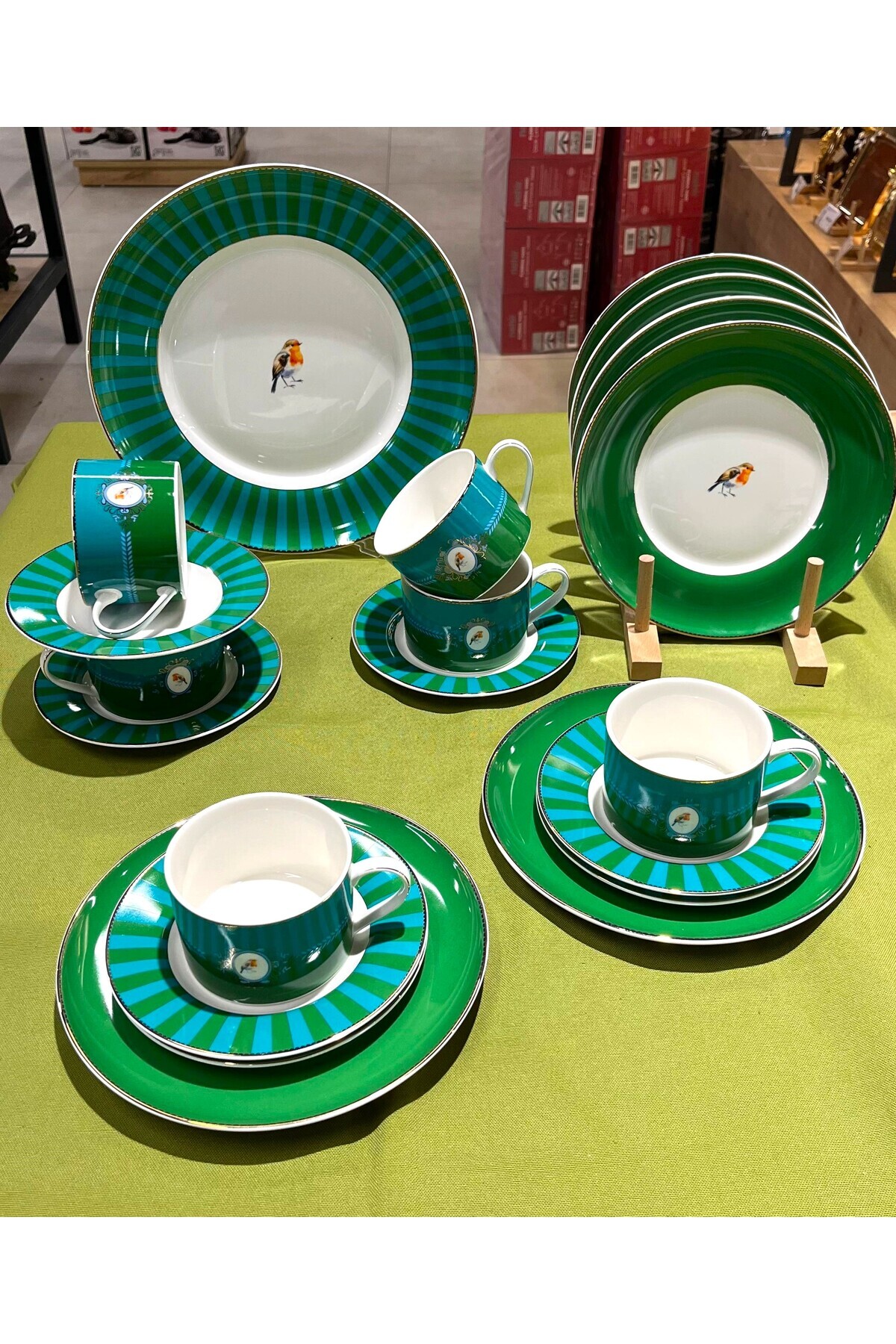 LUMİERE 6-PERSON PORCELAIN 19-PIECE CAKE SET